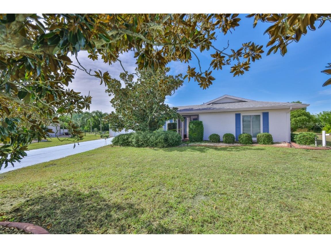 1807 Pineapple Palm Court Sun City Center FL 33573 TB8449050 image6