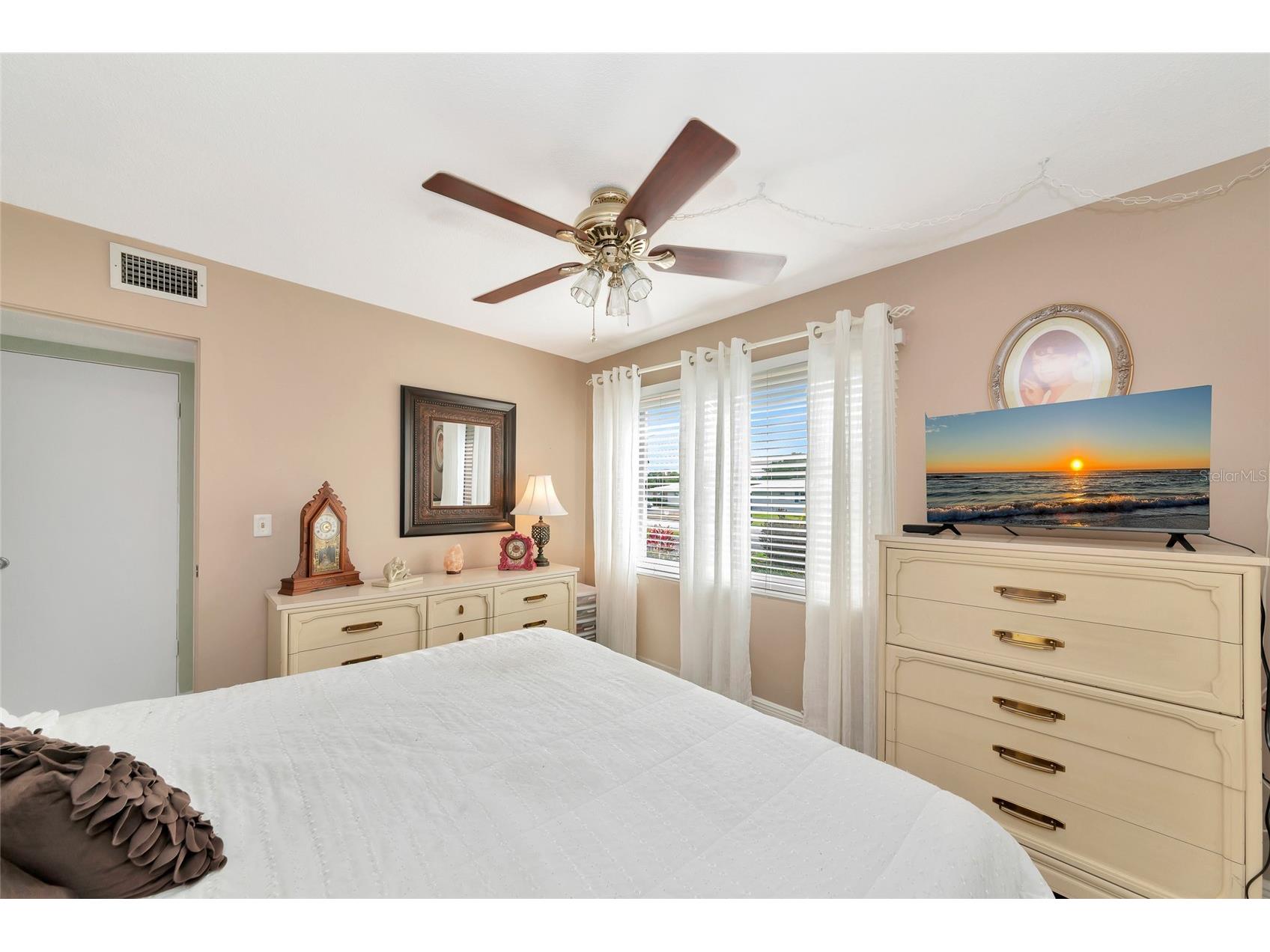 1807 University Place #151 Sarasota FL 34235 A4686953 image29