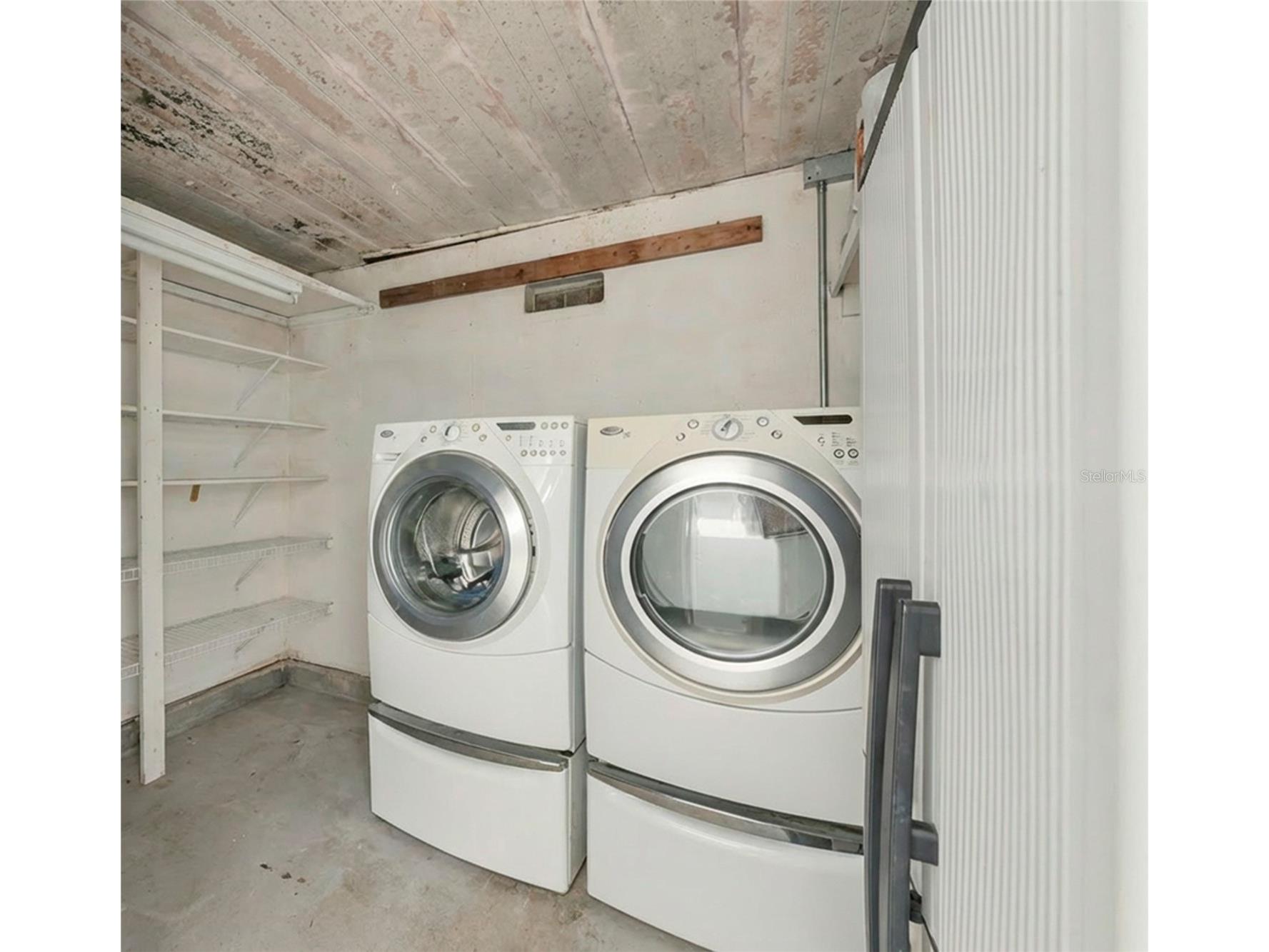 1807 University Place #151 Sarasota FL 34235 A4686953 image32
