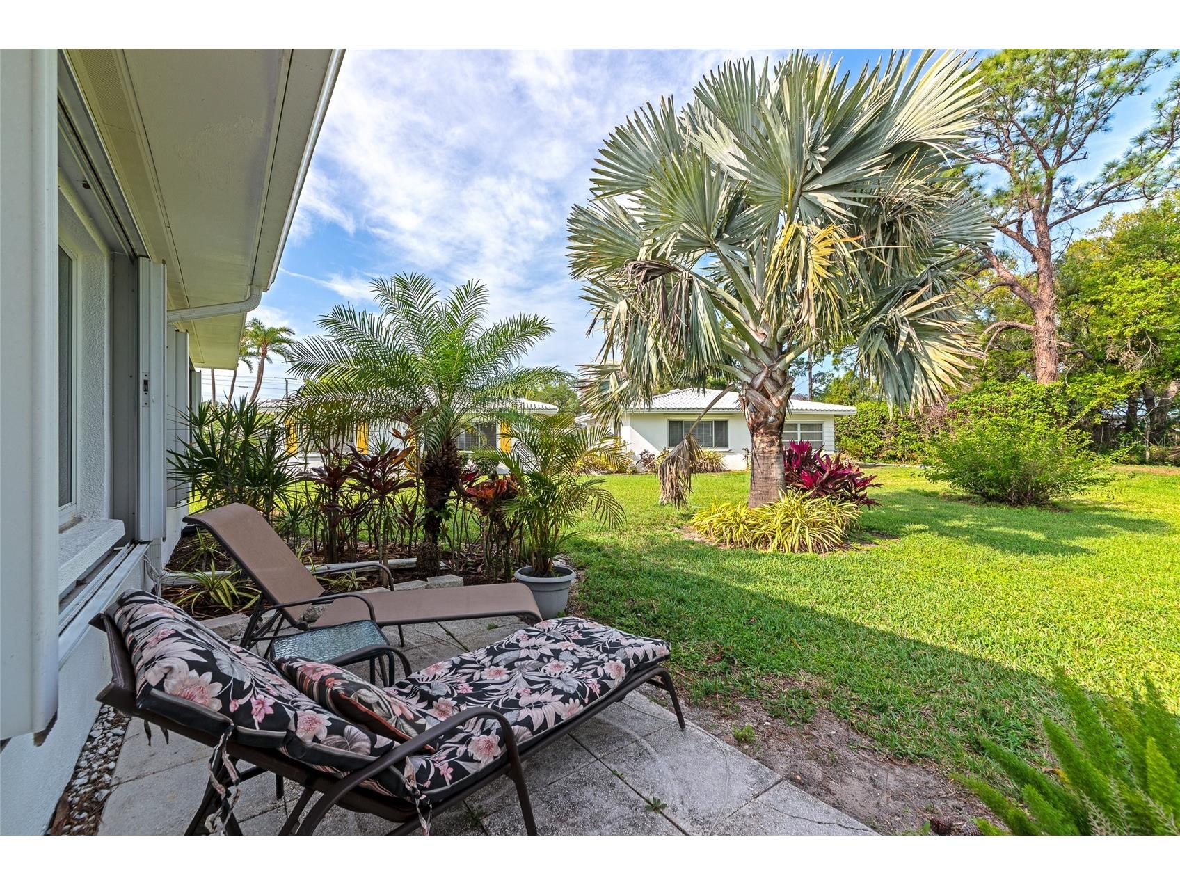 1807 University Place #151 Sarasota FL 34235 A4686953 image36