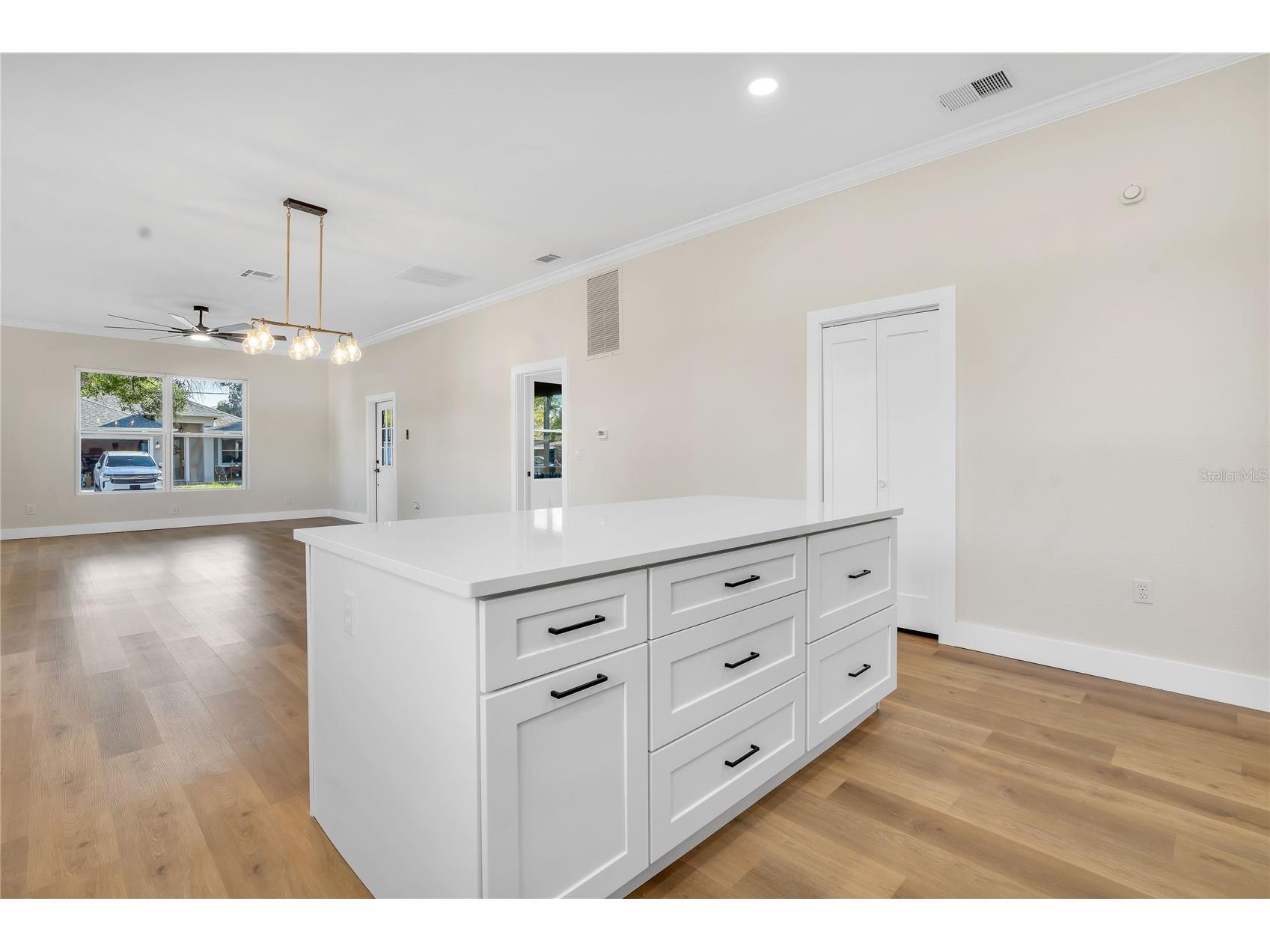 1807 W Cluster Avenue Tampa FL 33604 TB8490950 image4
