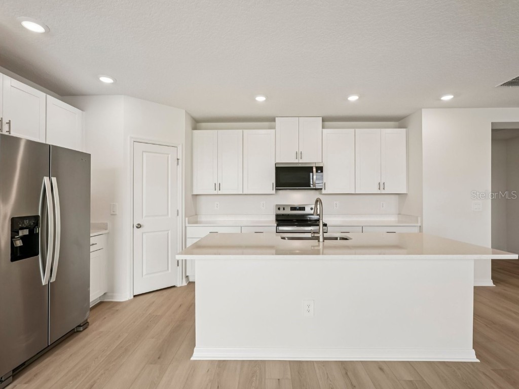 1808 Coolridge Place Zephyrhills FL 33541 O6351920 image5