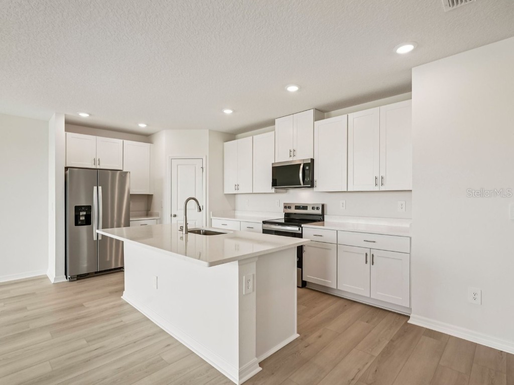 1808 Coolridge Place Zephyrhills FL 33541 O6351920 image6