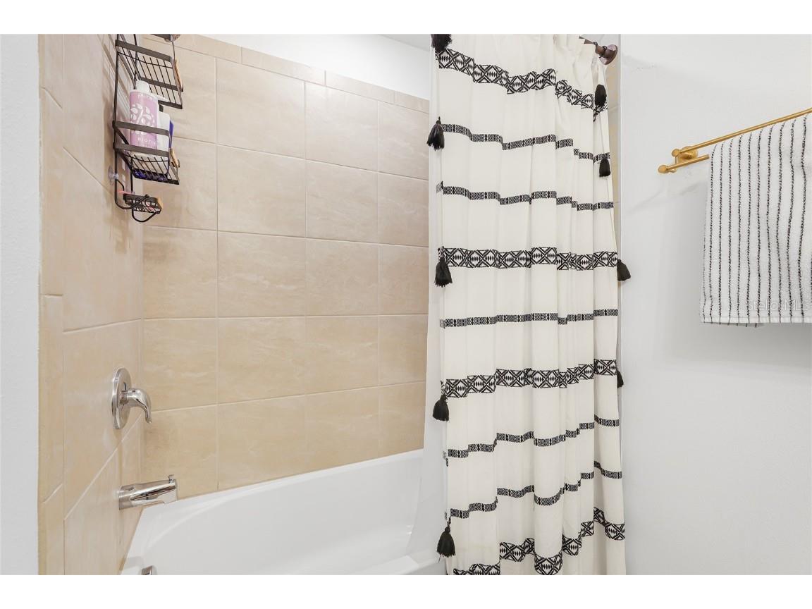 1808 Fender Lane Sarasota FL 34240 - KINGFISHER LAKE A4674681 image20