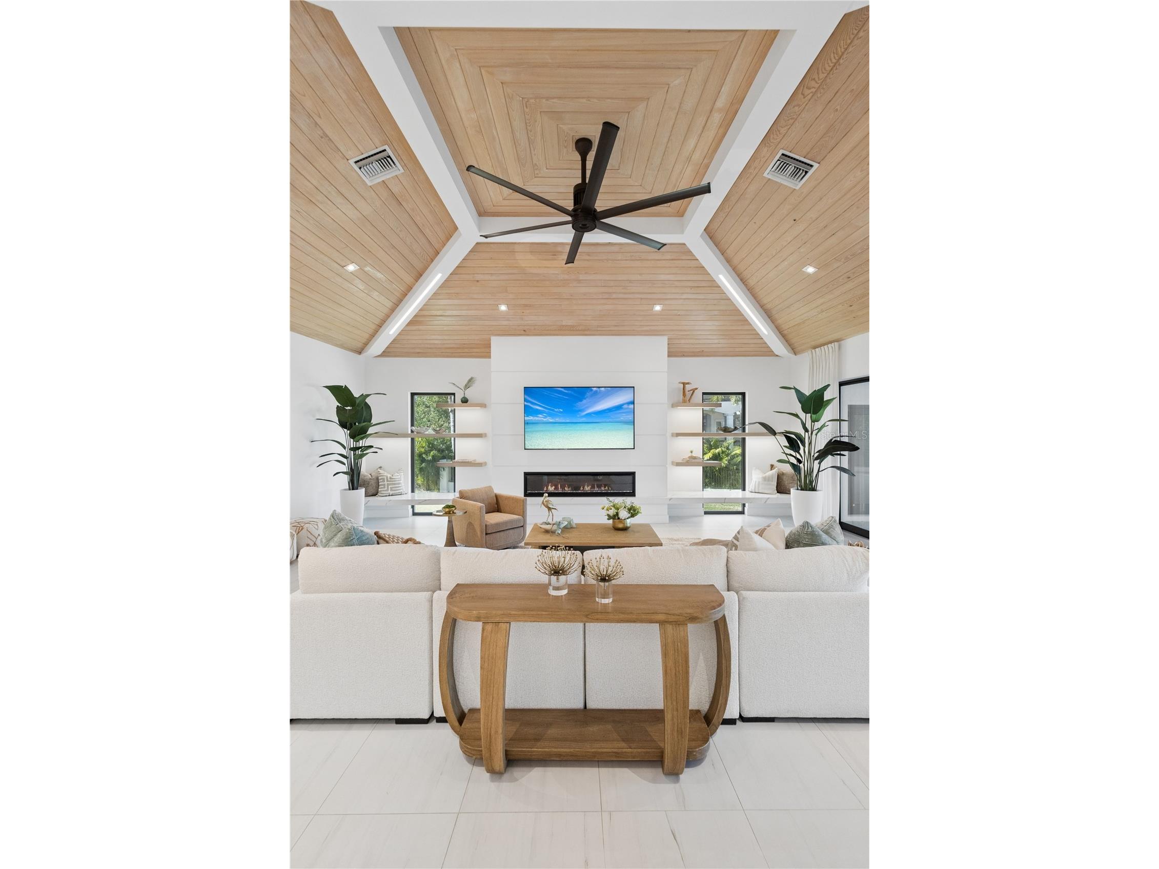 1808 Flower Drive Sarasota FL 34239 A4669396 image17