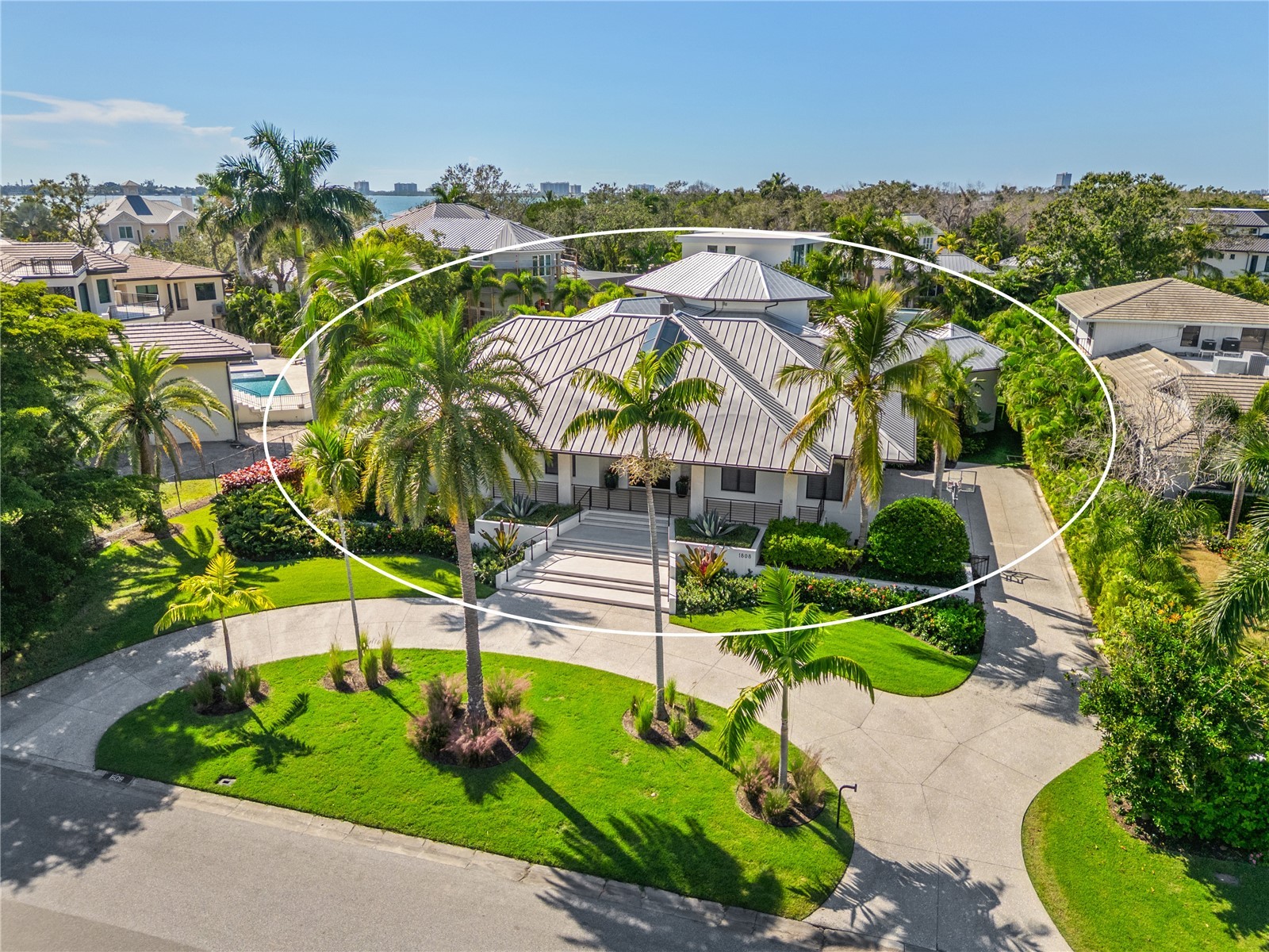 1808 Flower Drive Sarasota FL 34239 A4669396 image2