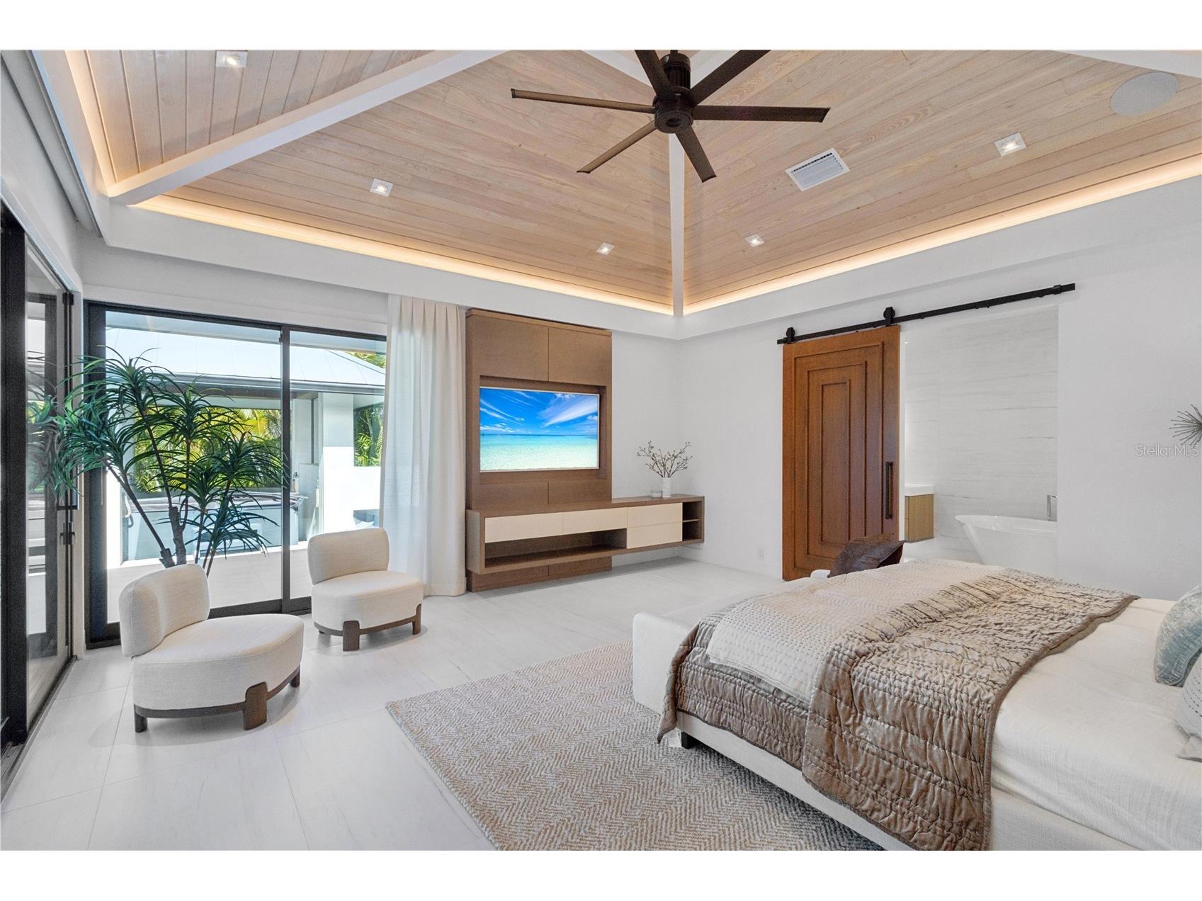 1808 Flower Drive Sarasota FL 34239 A4669396 image21