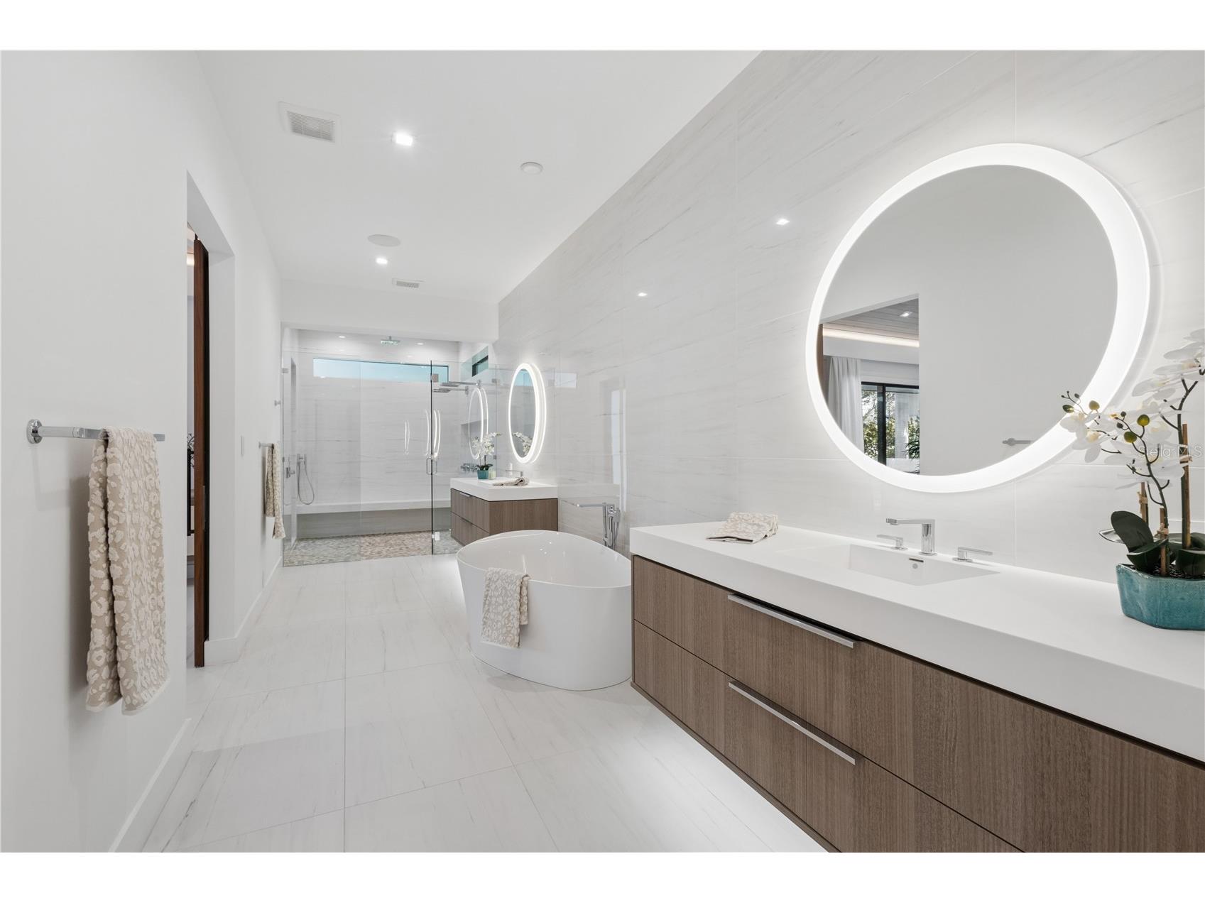 1808 Flower Drive Sarasota FL 34239 A4669396 image26