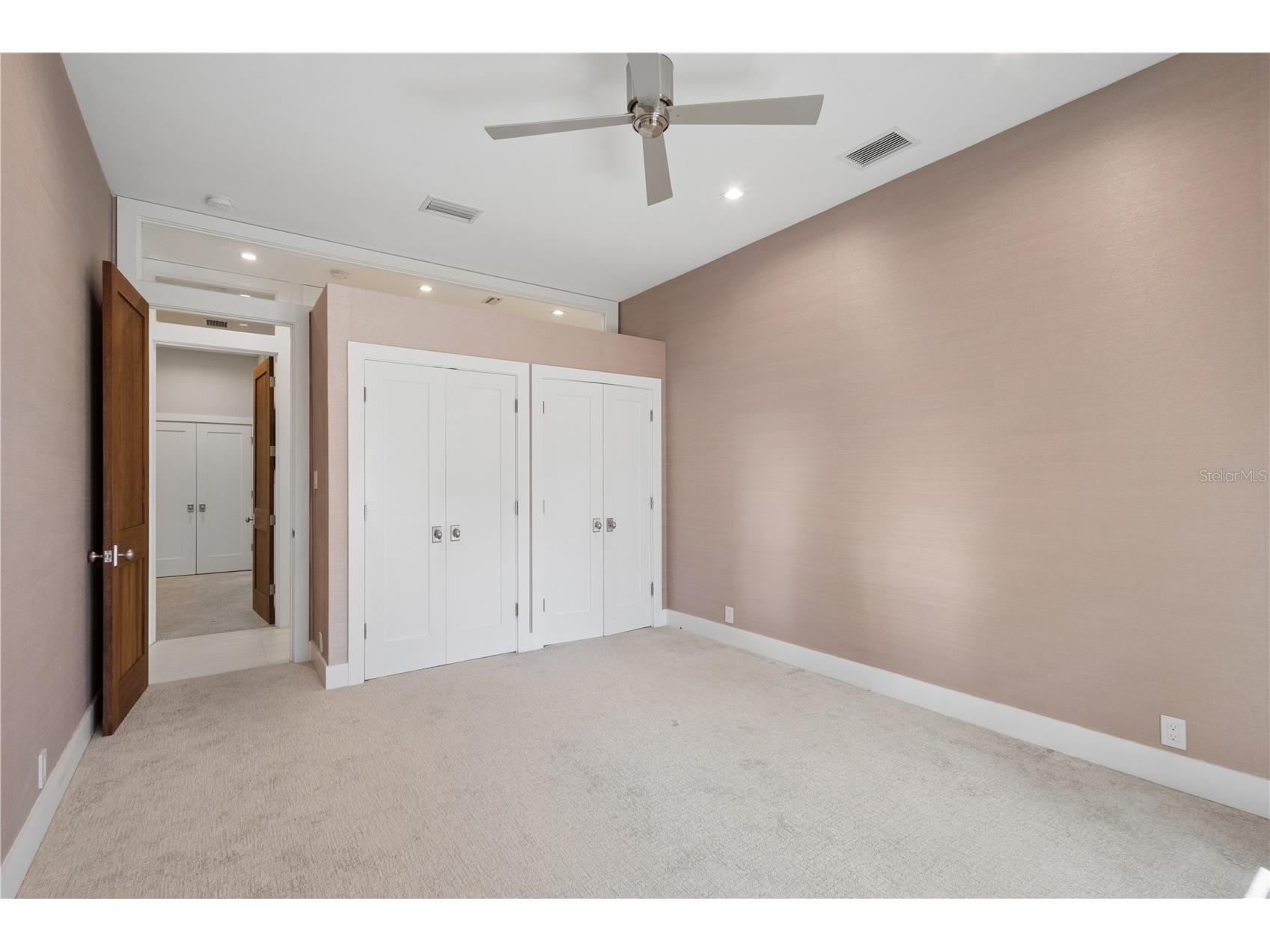 1808 Flower Drive Sarasota FL 34239 A4669396 image31