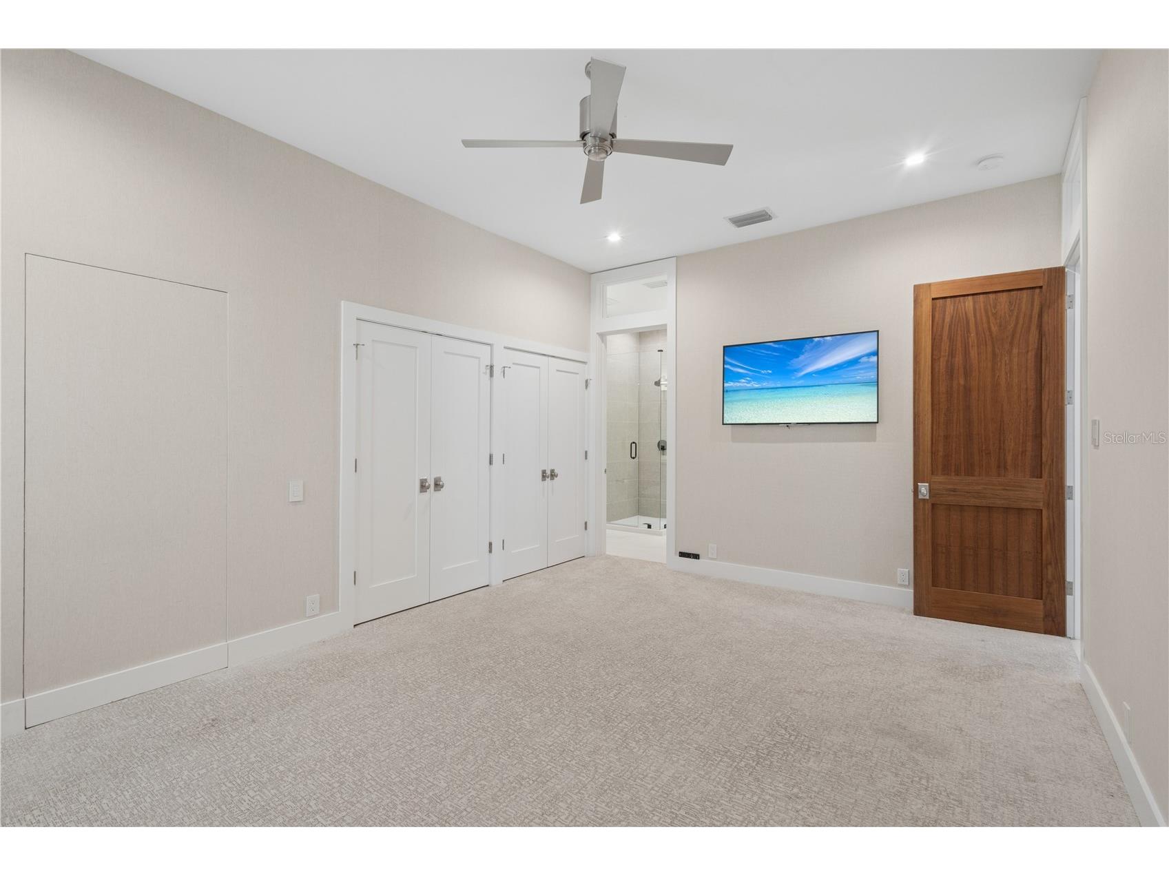 1808 Flower Drive Sarasota FL 34239 A4669396 image35