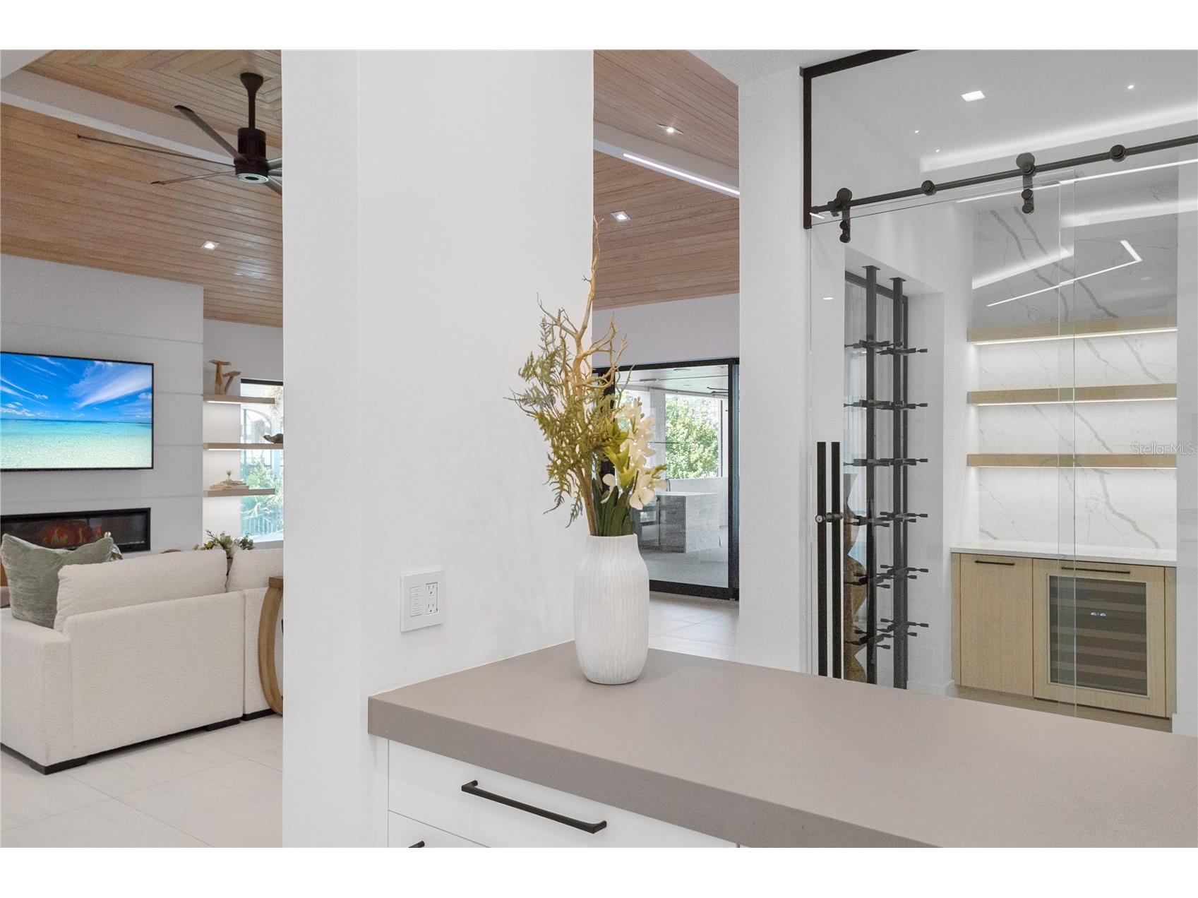 1808 Flower Drive Sarasota FL 34239 A4669396 image7