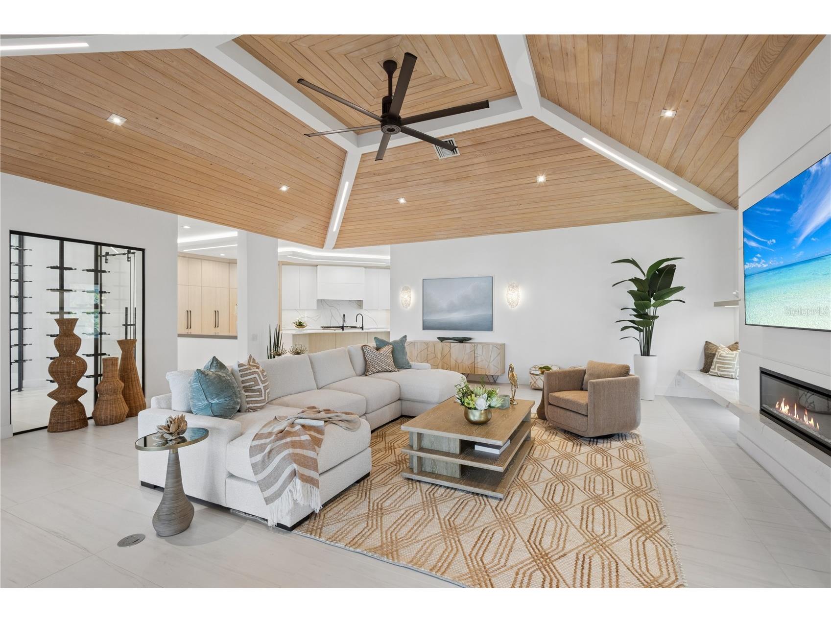 1808 Flower Drive Sarasota FL 34239 A4669396 image8