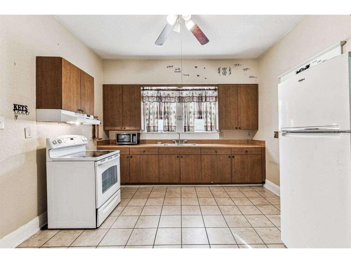 1808 N Tampania Avenue Tampa FL 33607 TB8452175 image17