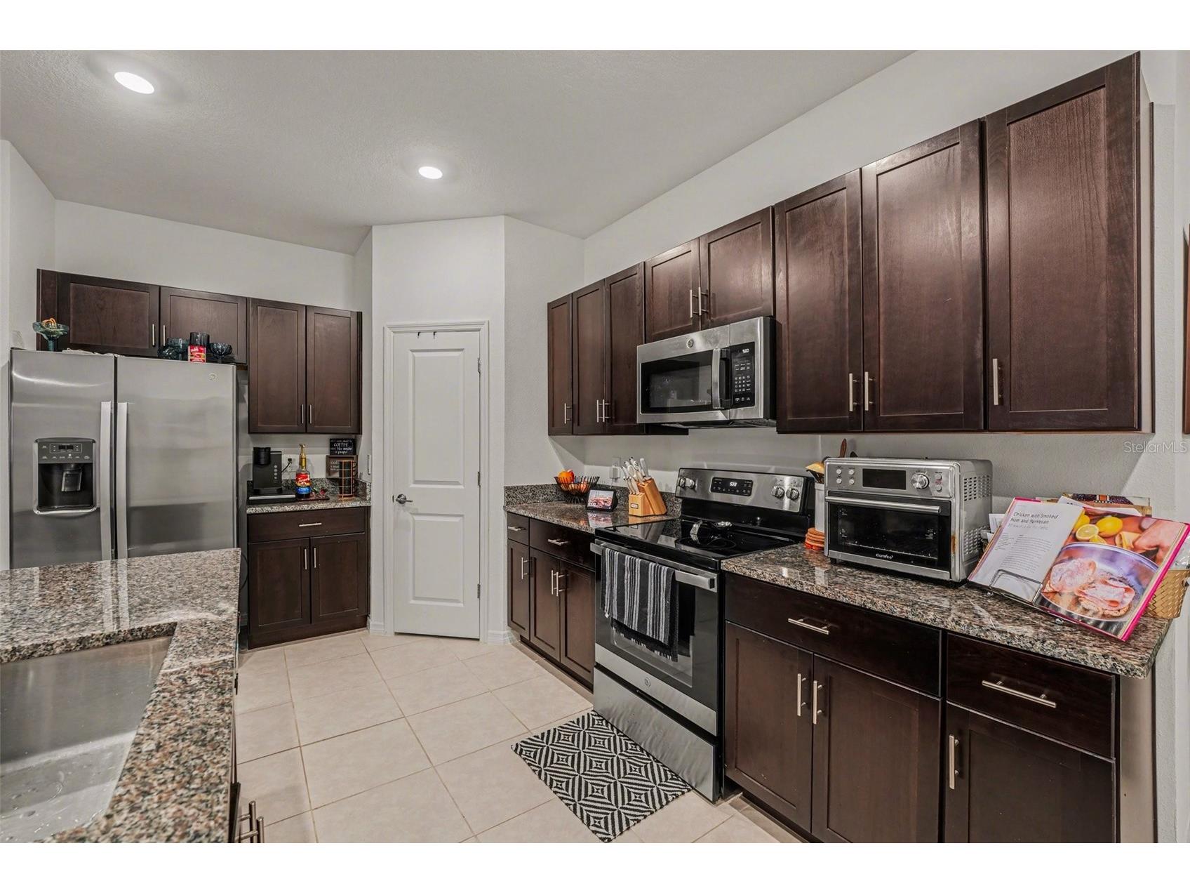1808 Red Loop Lakeland FL 33801 TB8476102 image11
