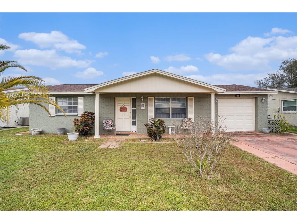1808 Sprint Lane Holiday FL 34691 TB8437950 image1
