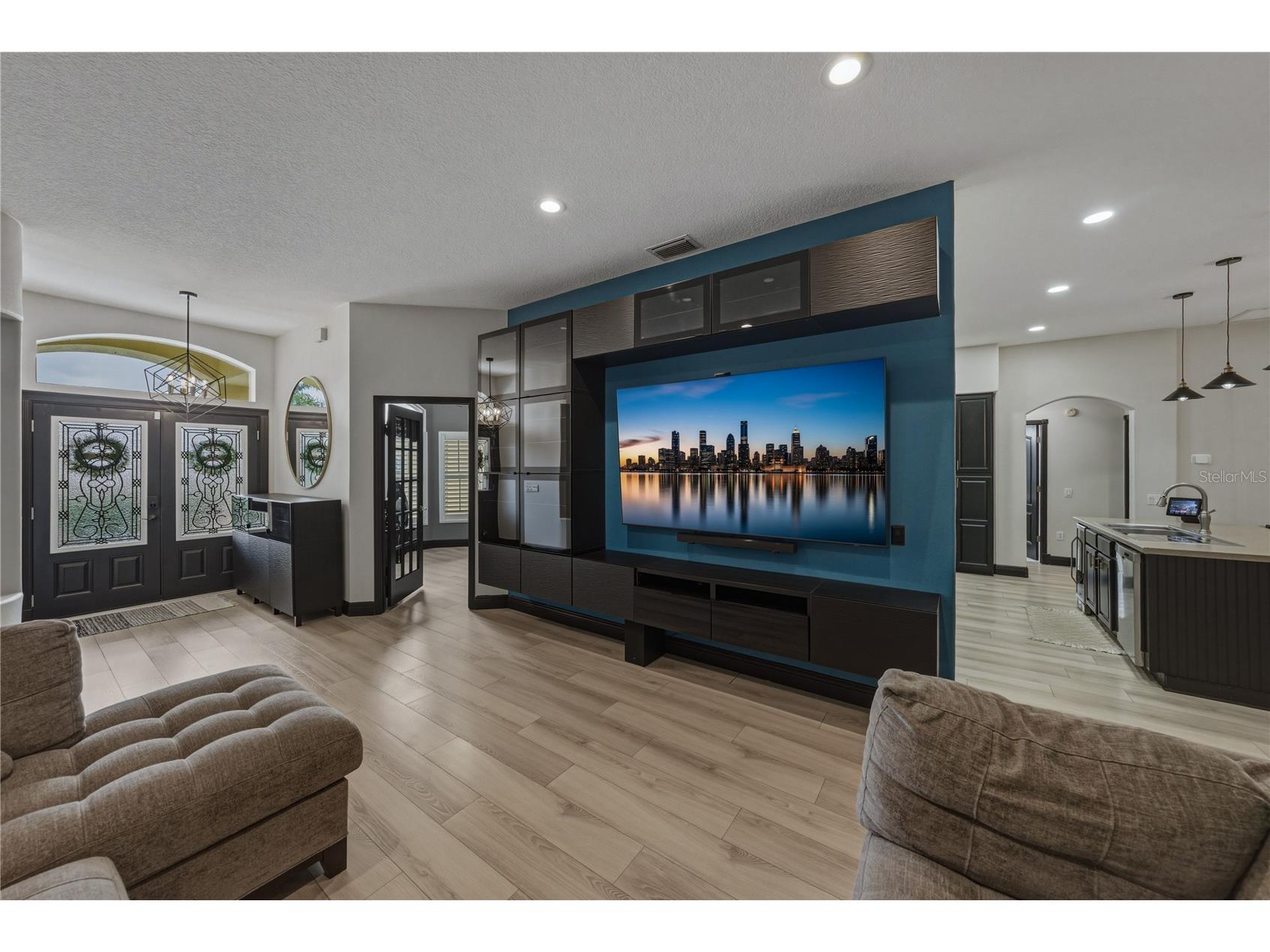 1808 Tangledvine Drive Wesley Chapel FL 33543 TB8514047 image2