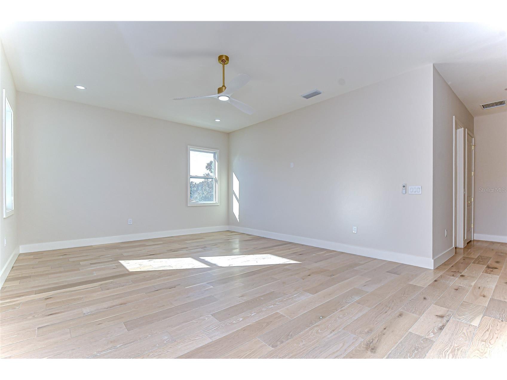 1808 W Erna Drive Tampa FL 33603 TB8465861 image40