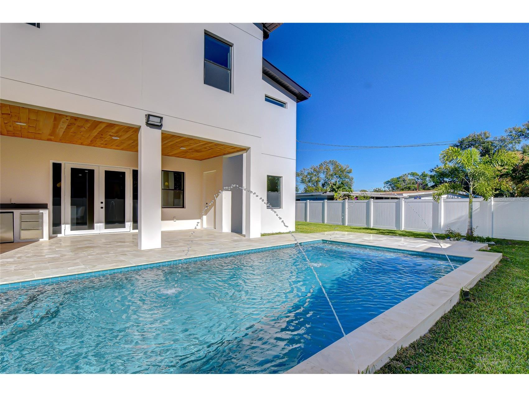 1808 W Erna Drive Tampa FL 33603 TB8465861 image80