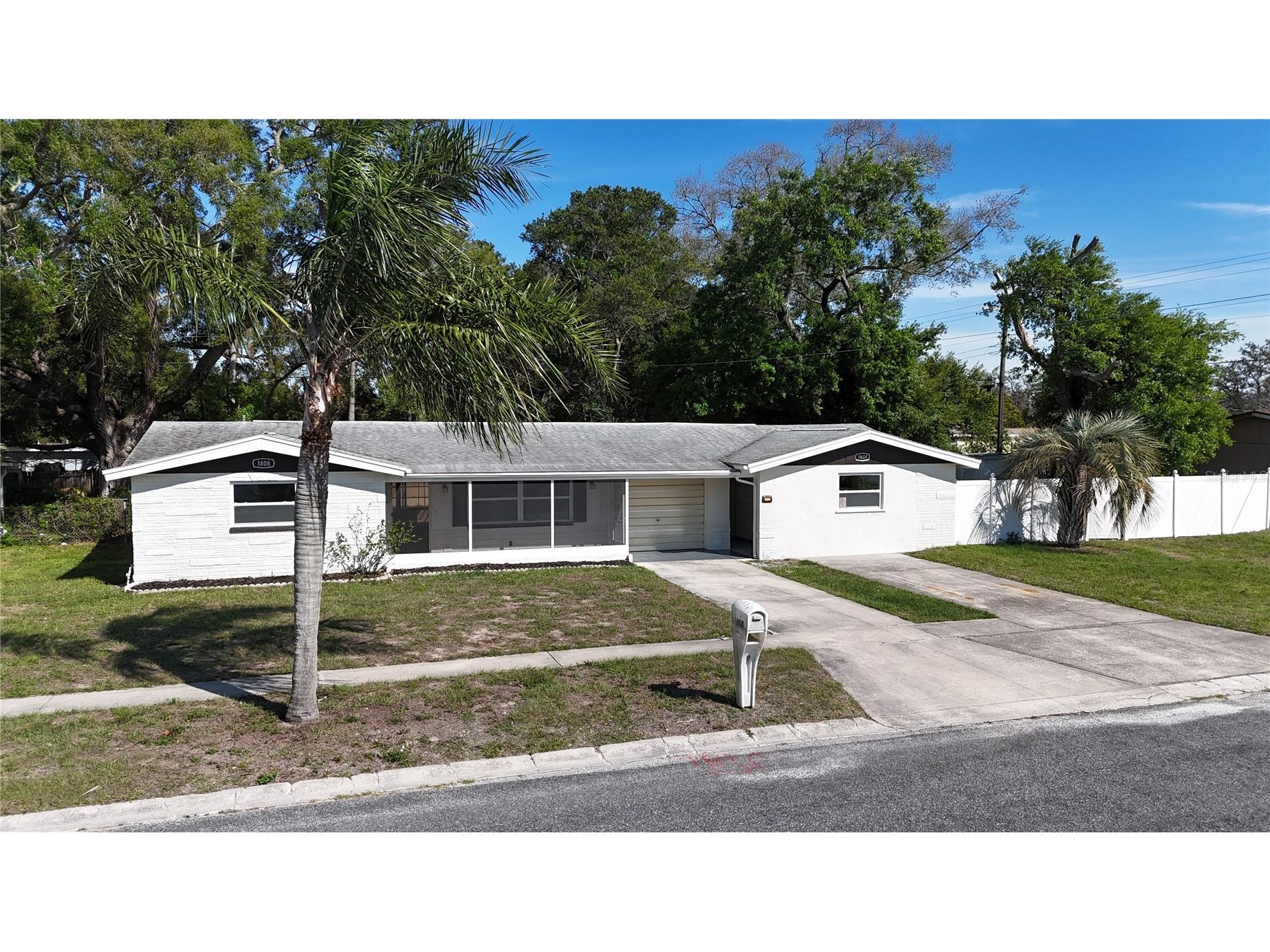 1808 and 1804 Harpoon Drive Holiday FL 34690 W7883968 image1