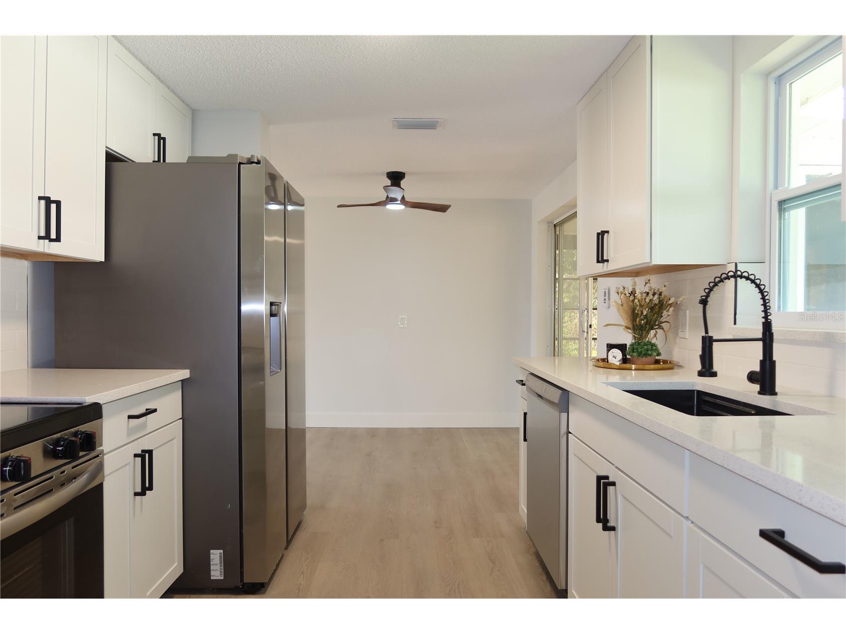 1808 and 1804 Harpoon Drive Holiday FL 34690 W7883968 image11