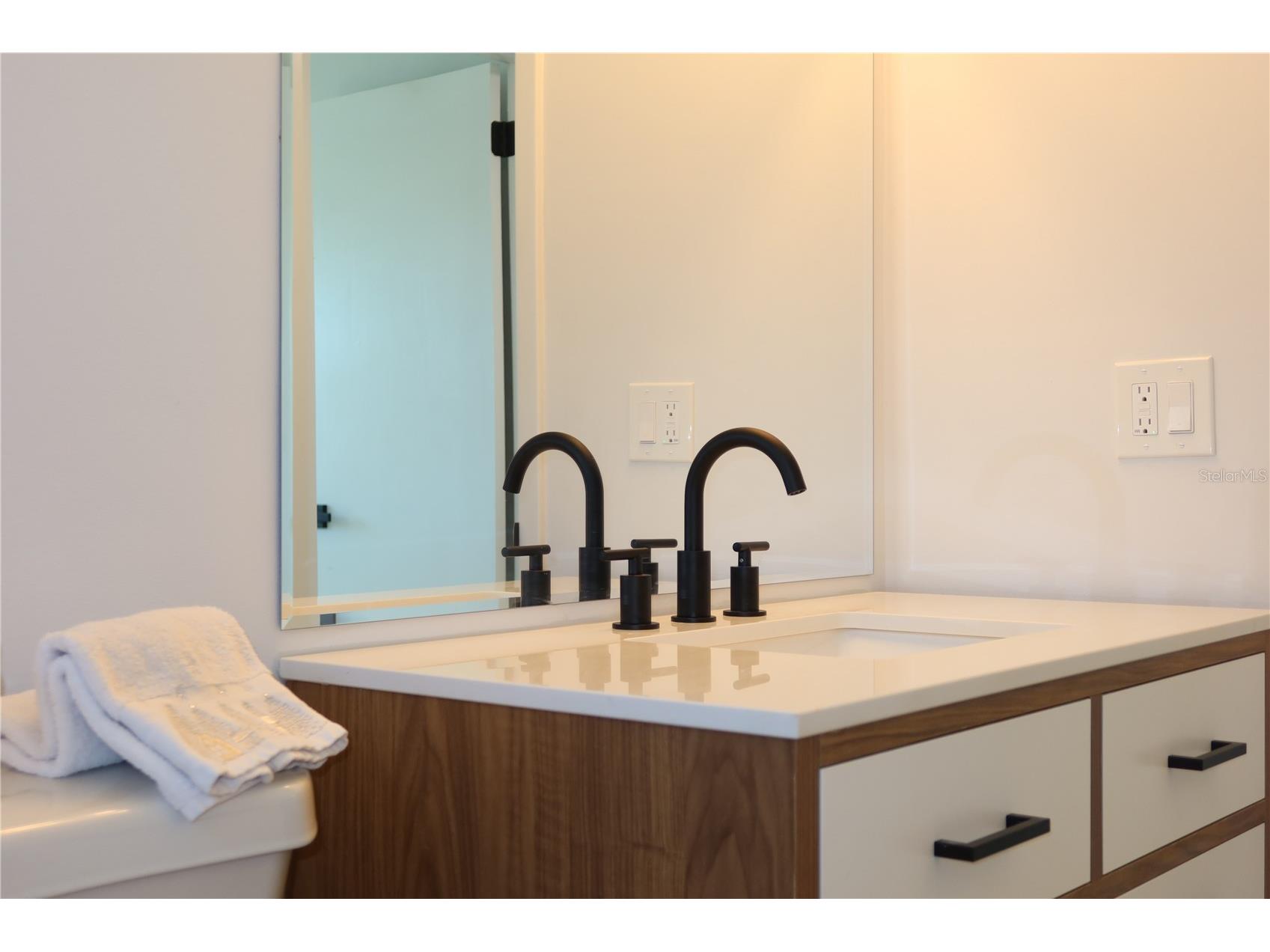 1808 and 1804 Harpoon Drive Holiday FL 34690 W7883968 image18