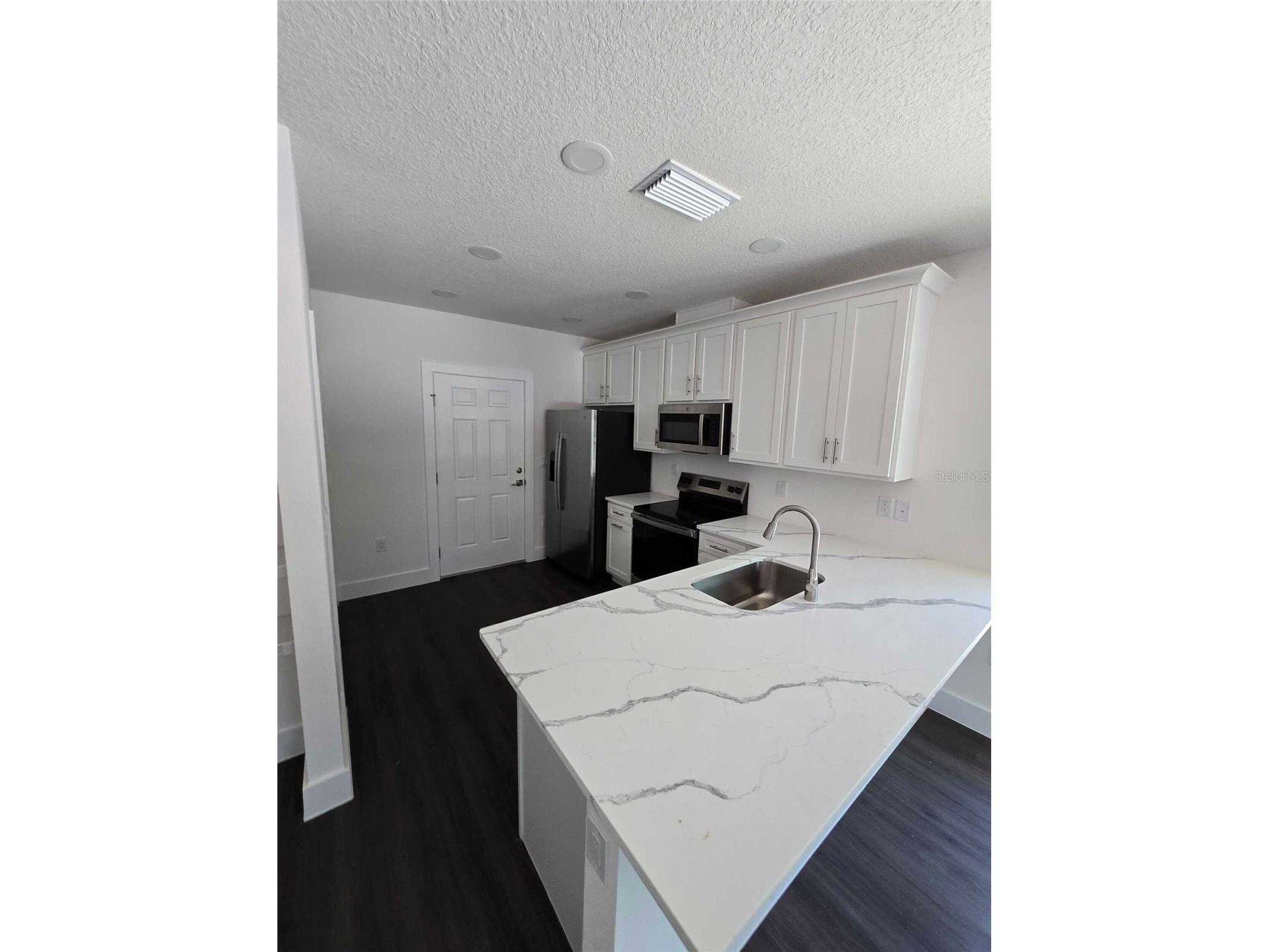 18082 Parakeet Road Weeki Wachee FL 34614 TB8518946 image4
