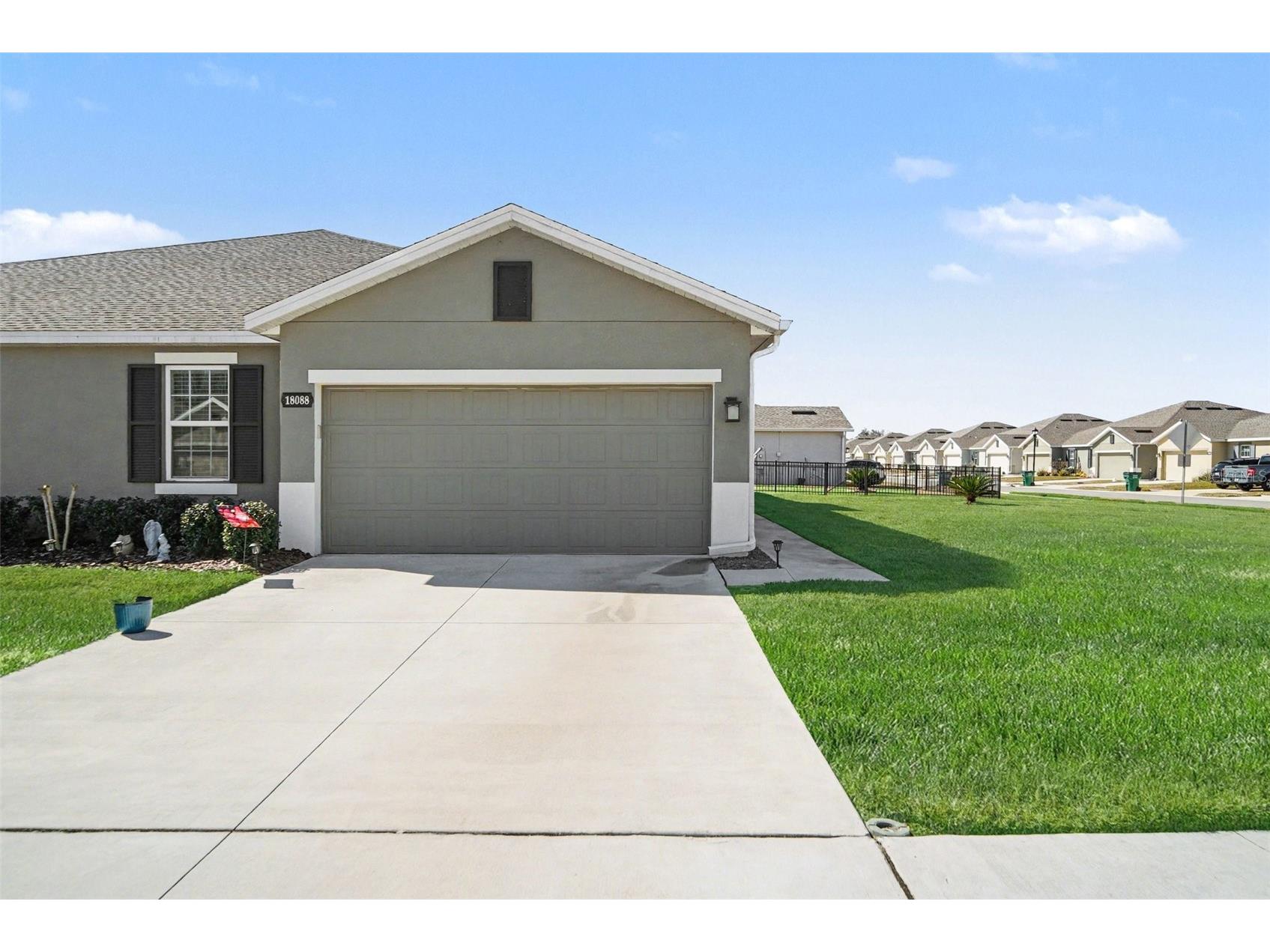 18088 Turning Leaf Circle Land O Lakes FL 34638 TB8471558 image1