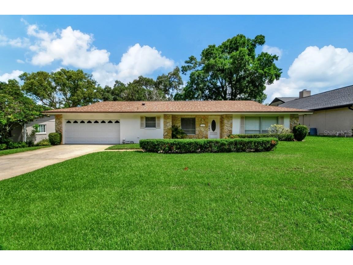 1809 Antigua Drive Orlando FL 32806 V4936439 image1