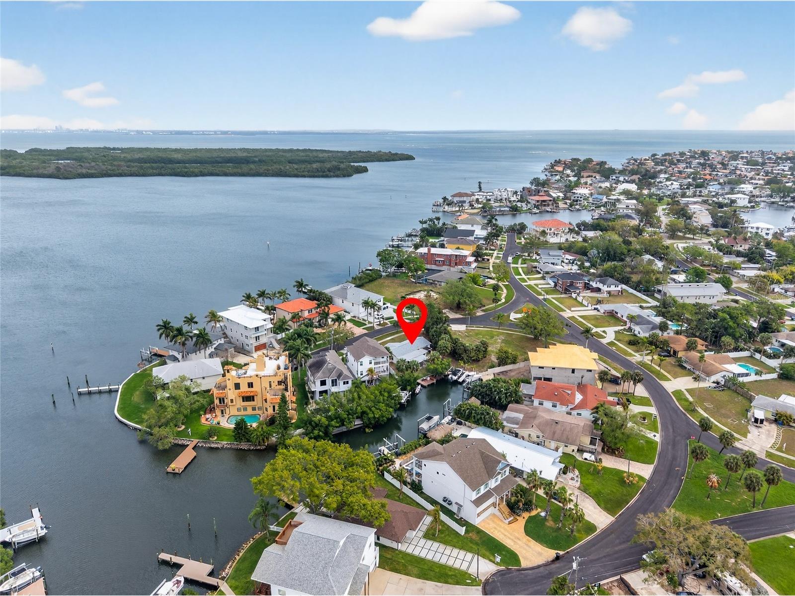 1809 Bayou Grande Boulevard NE Saint Petersburg FL 33703 - BAYOU GRANDE TB8483139 image1