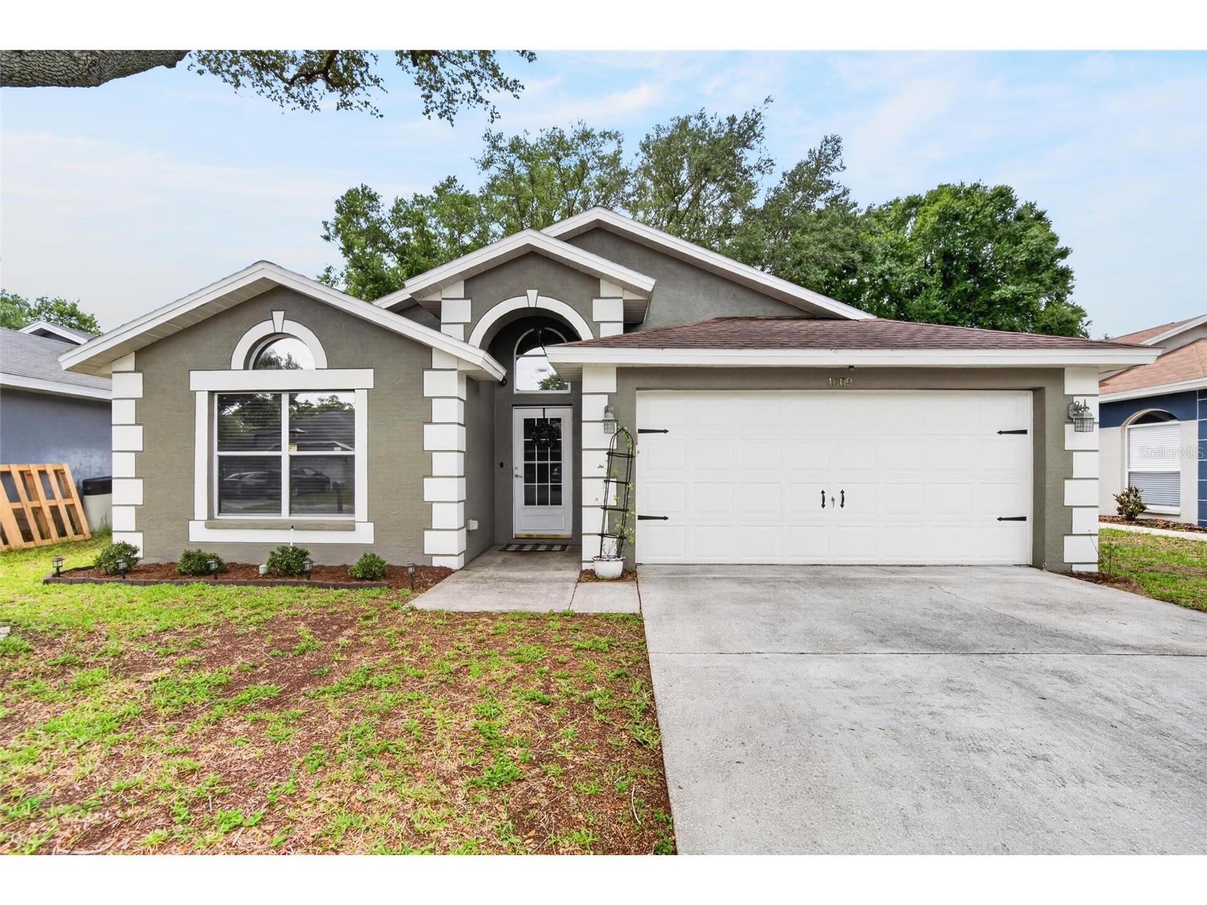 1809 Erin Brooke Drive Valrico FL 33594 TB8515533 image2