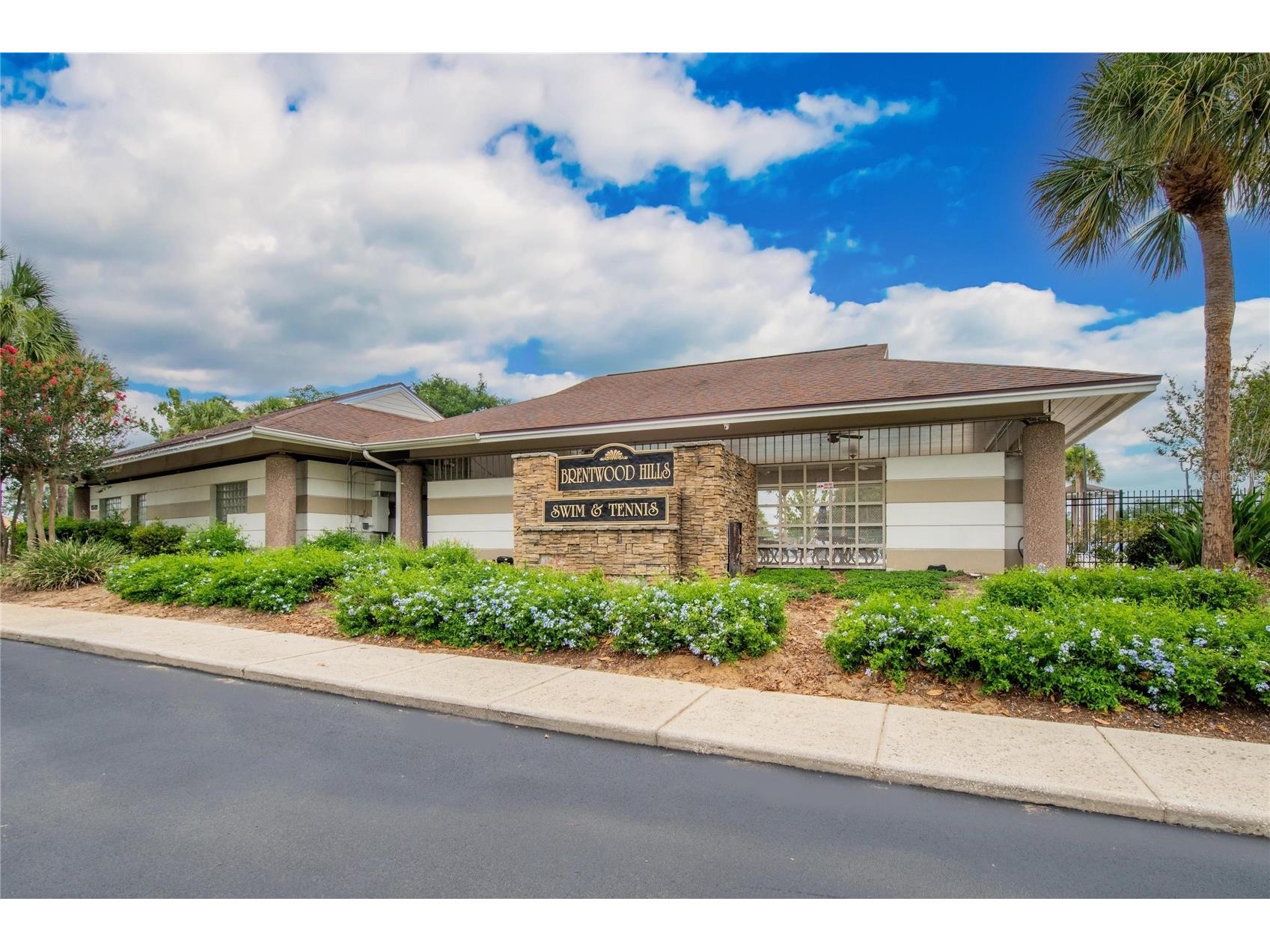 1809 Erin Brooke Drive Valrico FL 33594 TB8515533 image37