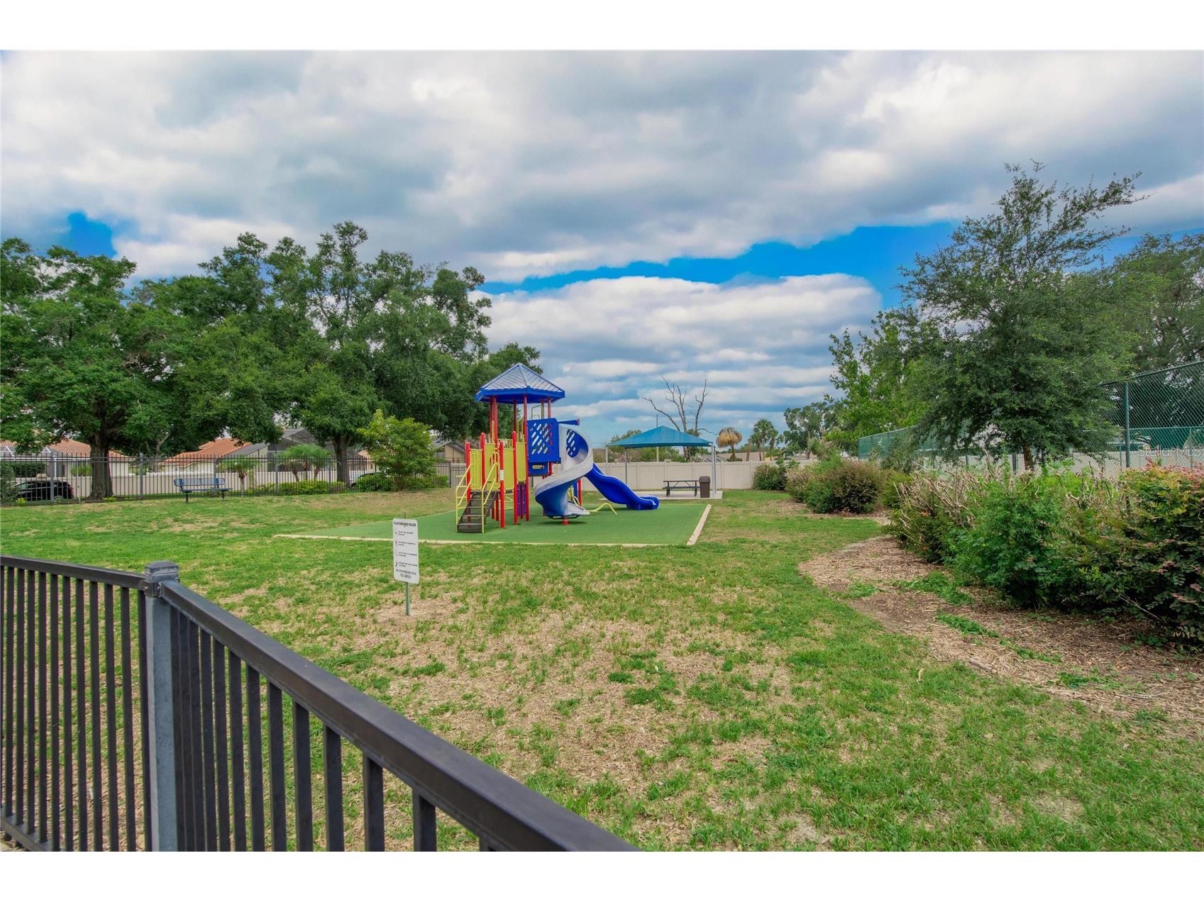 1809 Erin Brooke Drive Valrico FL 33594 TB8515533 image41