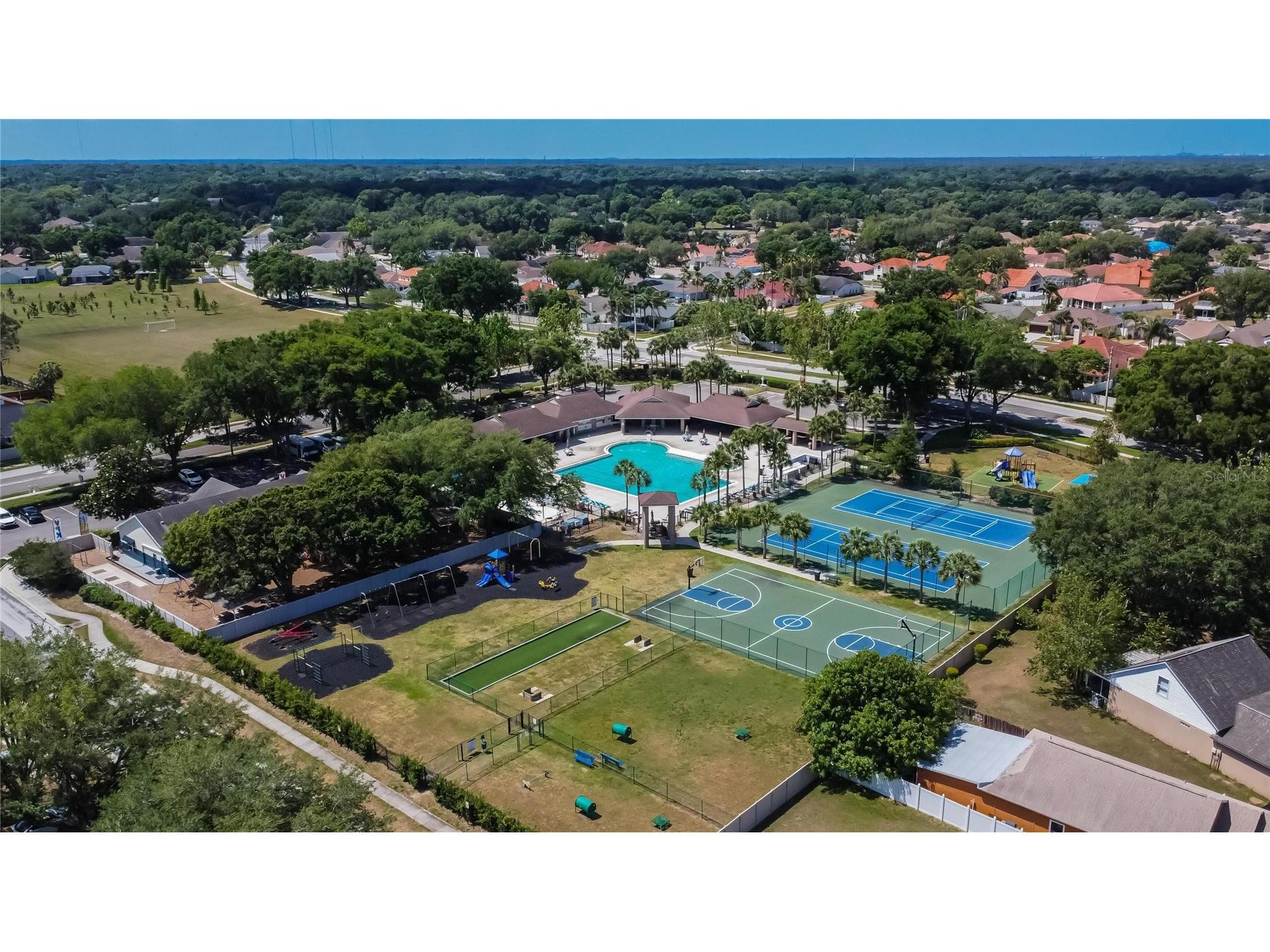 1809 Erin Brooke Drive Valrico FL 33594 TB8515533 image47