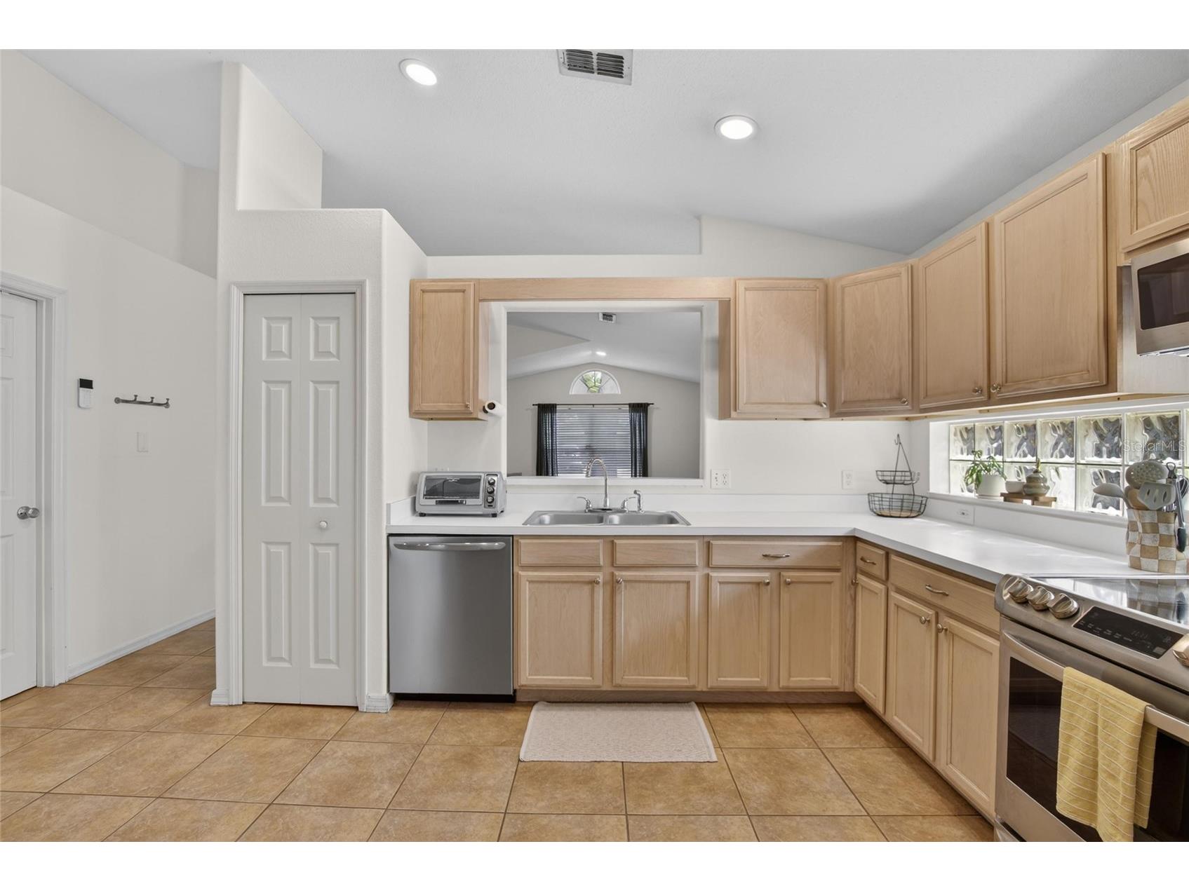 1809 Erin Brooke Drive Valrico FL 33594 TB8515533 image9