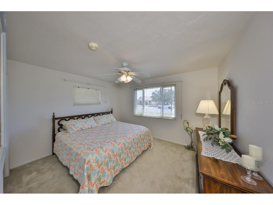 1809 Haverford Avenue Sun City Center FL 33573 TB8377262 image32