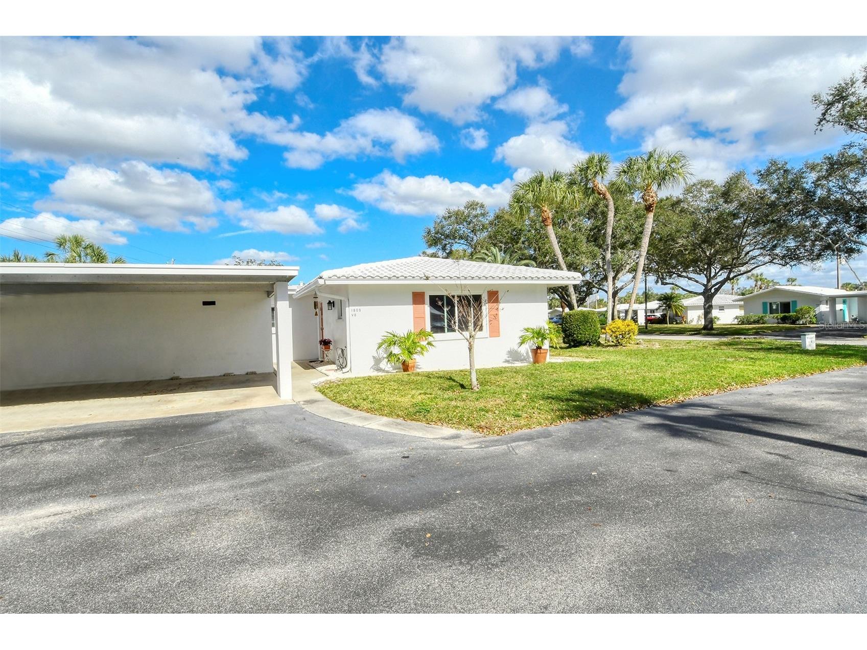 1809 Vera Place #8 Sarasota FL 34235 A4681451 image1
