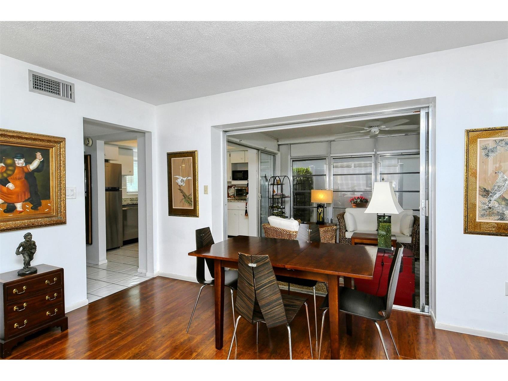 1809 Vera Place #8 Sarasota FL 34235 A4681451 image10