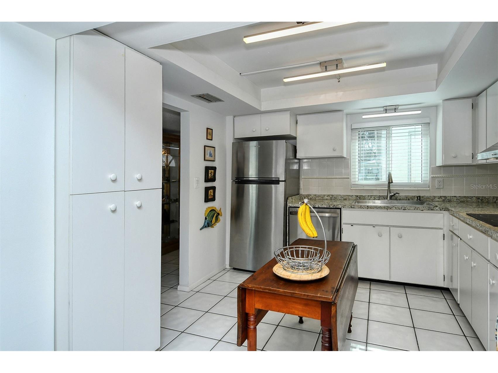 1809 Vera Place #8 Sarasota FL 34235 A4681451 image16