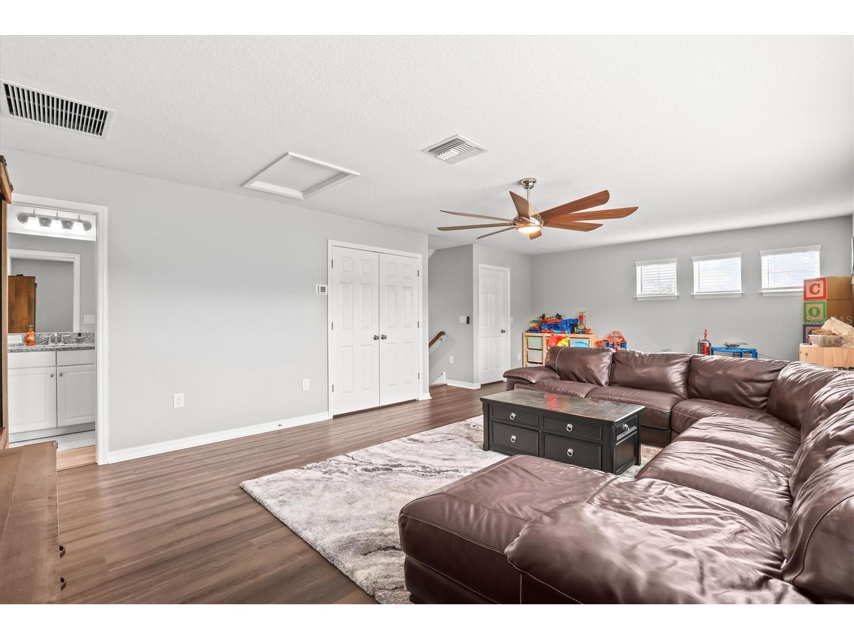 18090 Romanesque Court Spring Hill FL 34610 TB8502348 image43