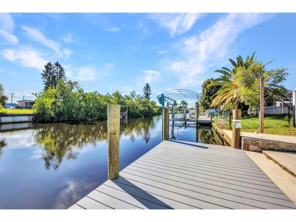 181 Duxbury Avenue Port Charlotte FL 33952 C7514160 image2