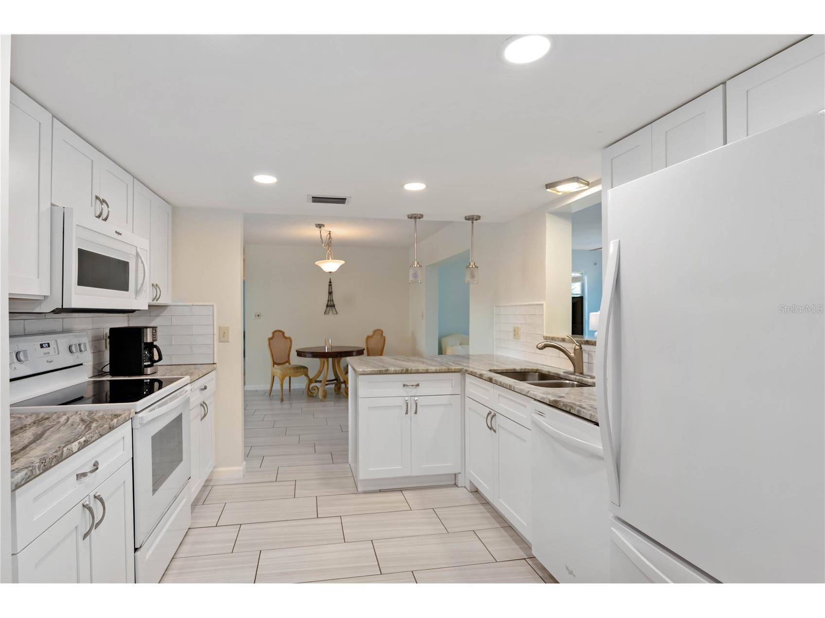 181 Sandhurst Drive Venice FL 34293 A4685257 image13