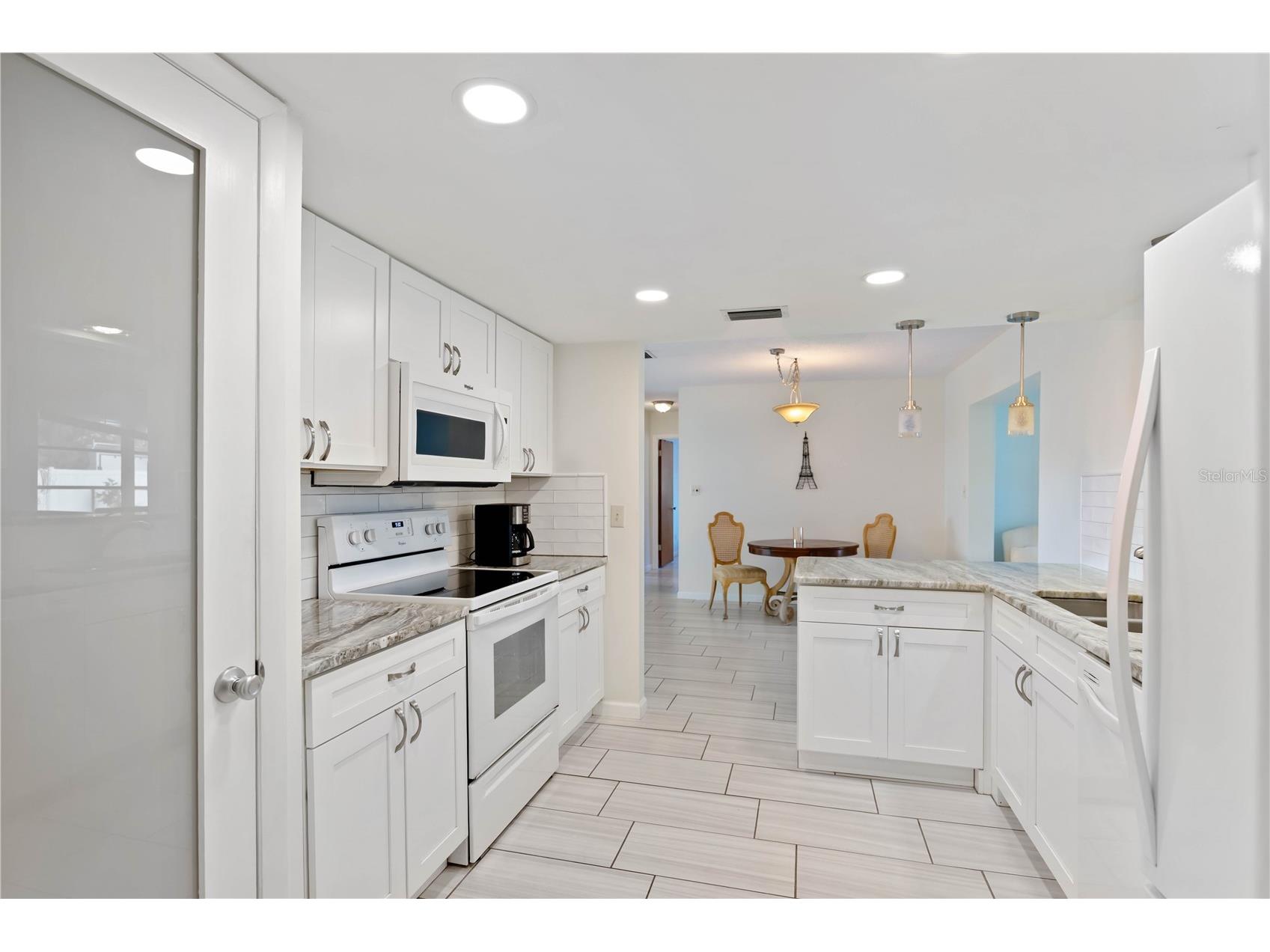 181 Sandhurst Drive Venice FL 34293 A4685257 image14