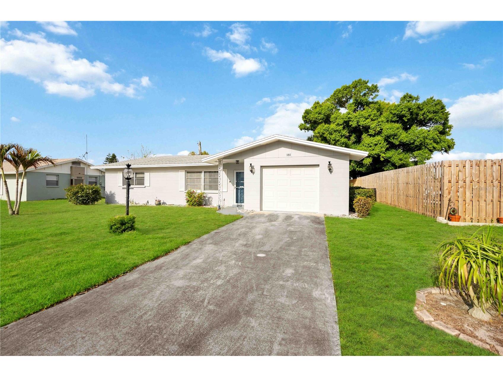 181 Sandhurst Drive Venice FL 34293 A4685257 image3