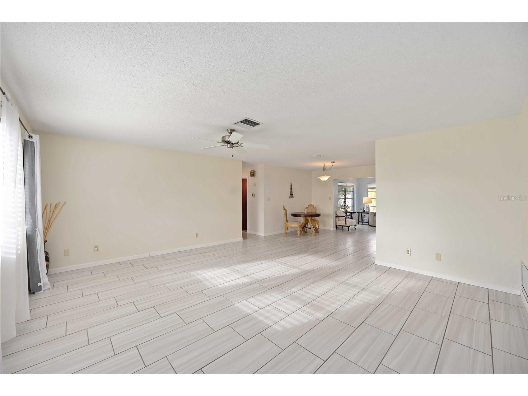 181 Sandhurst Drive Venice FL 34293 A4685257 image6
