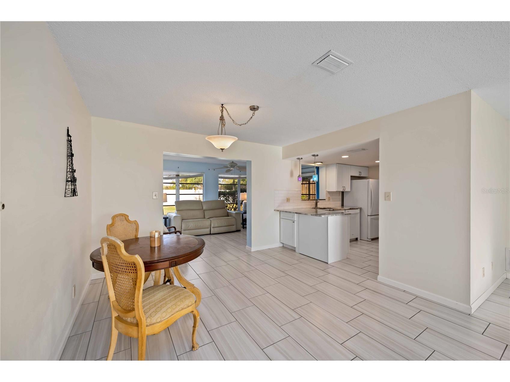 181 Sandhurst Drive Venice FL 34293 A4685257 image8