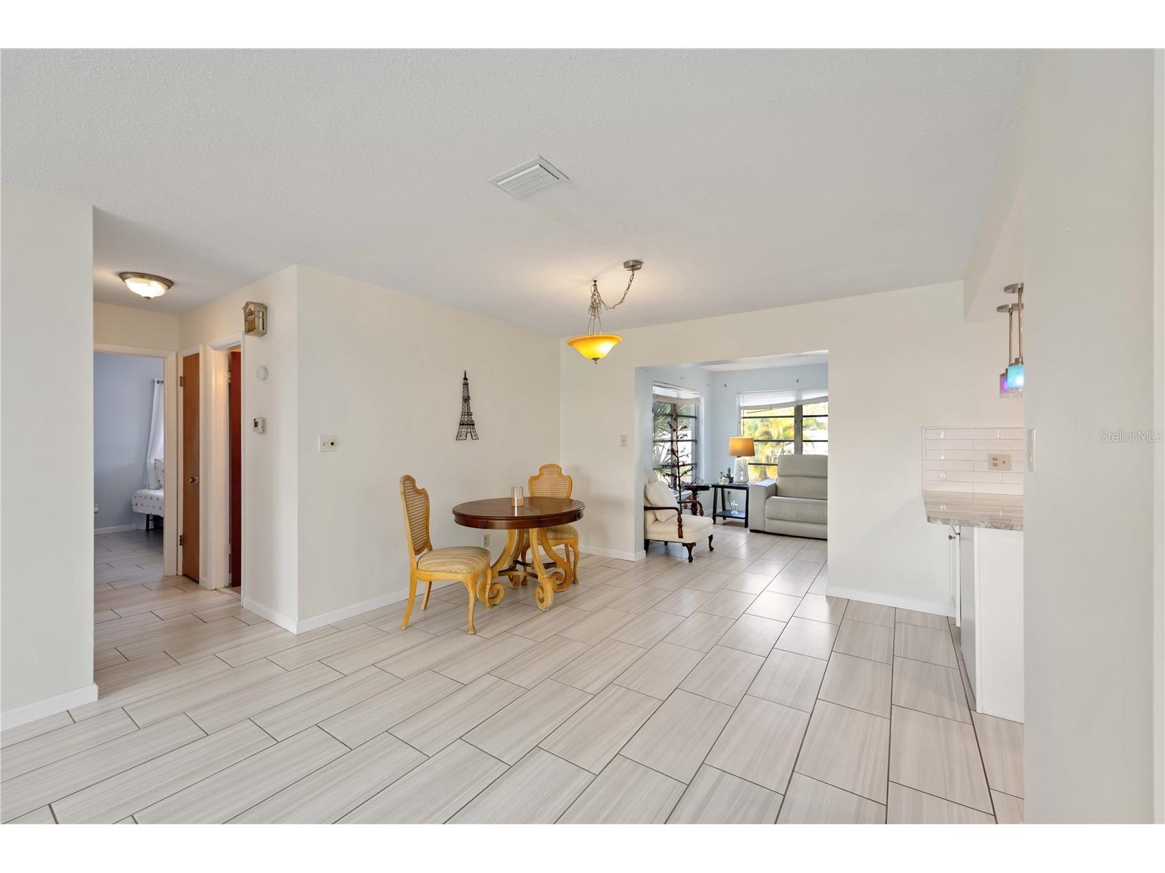 181 Sandhurst Drive Venice FL 34293 A4685257 image9