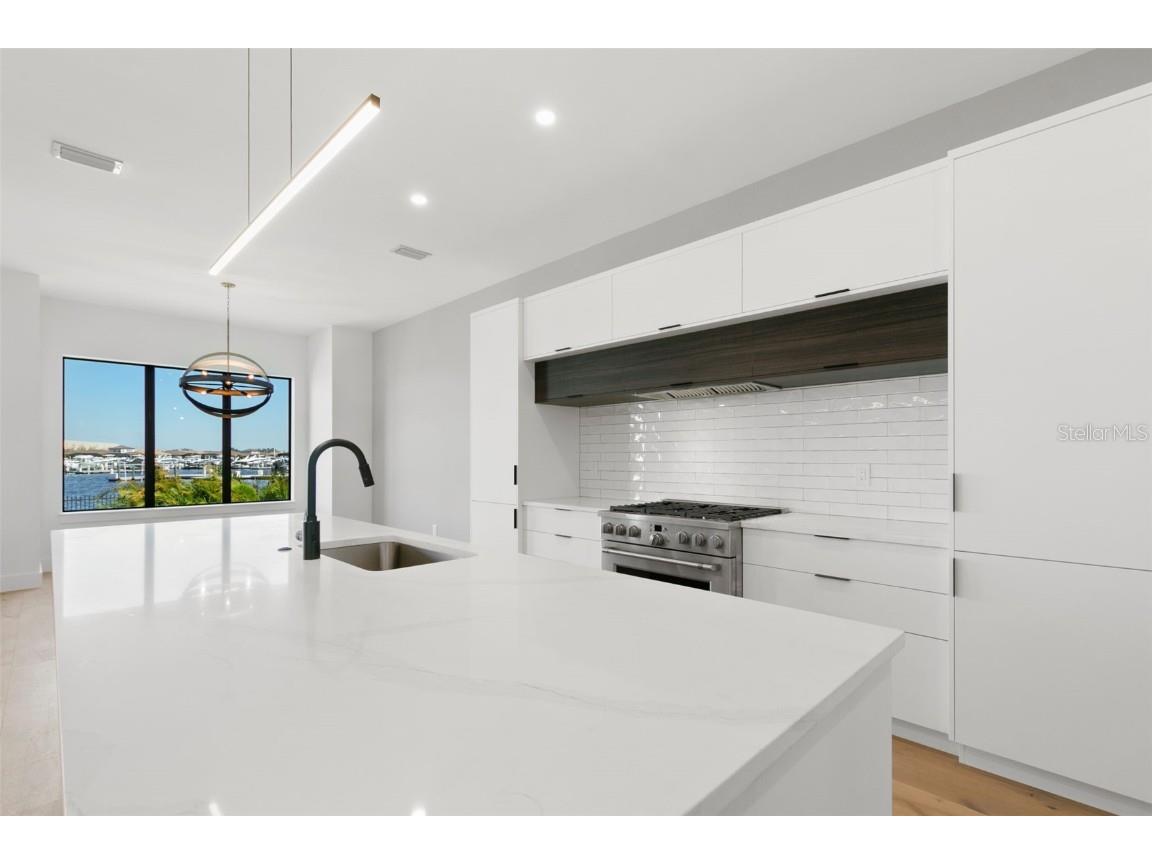 1810 4th Street E Palmetto FL 34221 - SANCTUARY COVE MARINA BASIN TB8444481 image8