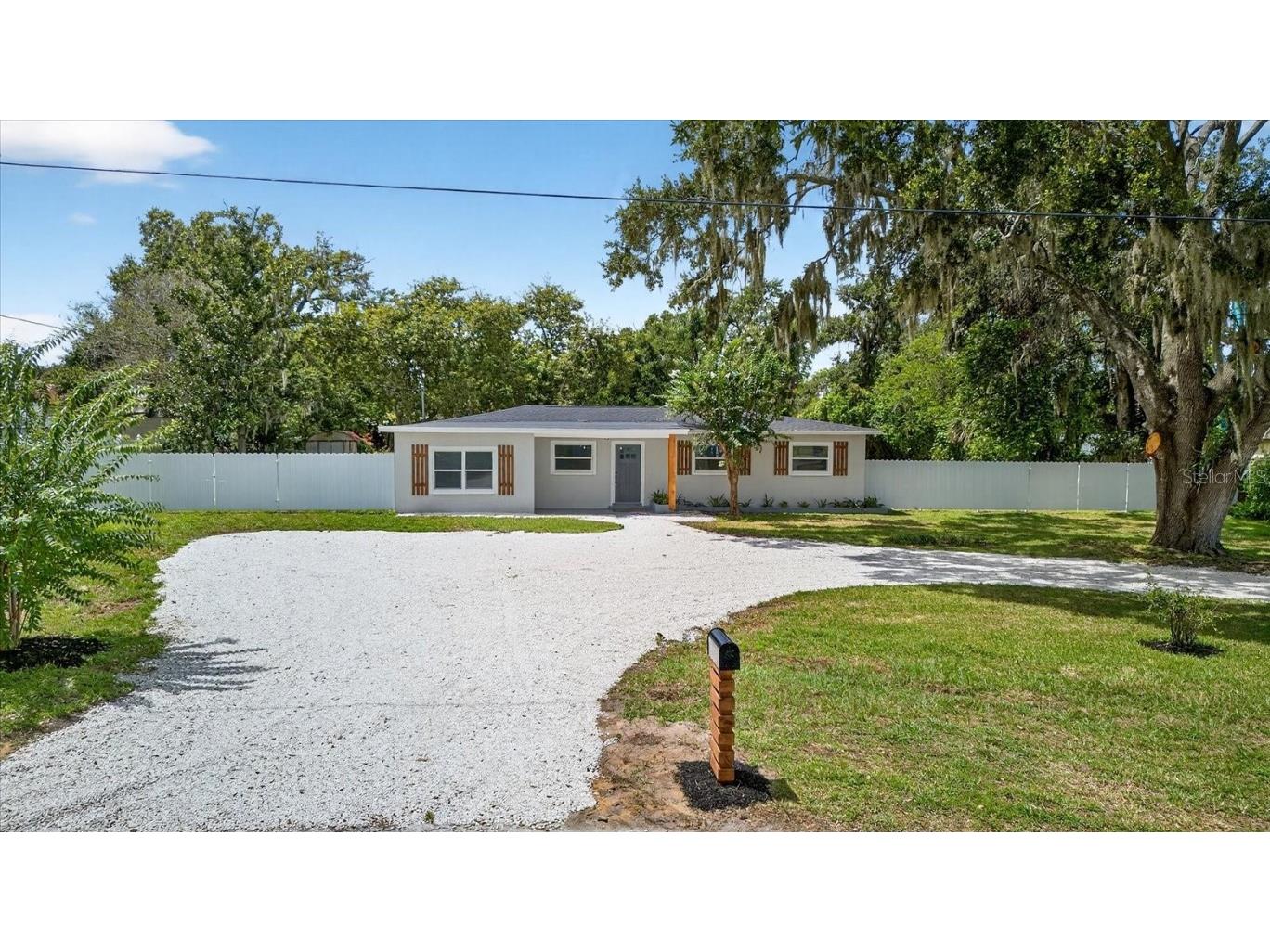 1810 Alcorn Road Valrico FL 33596 TB8425145 image1