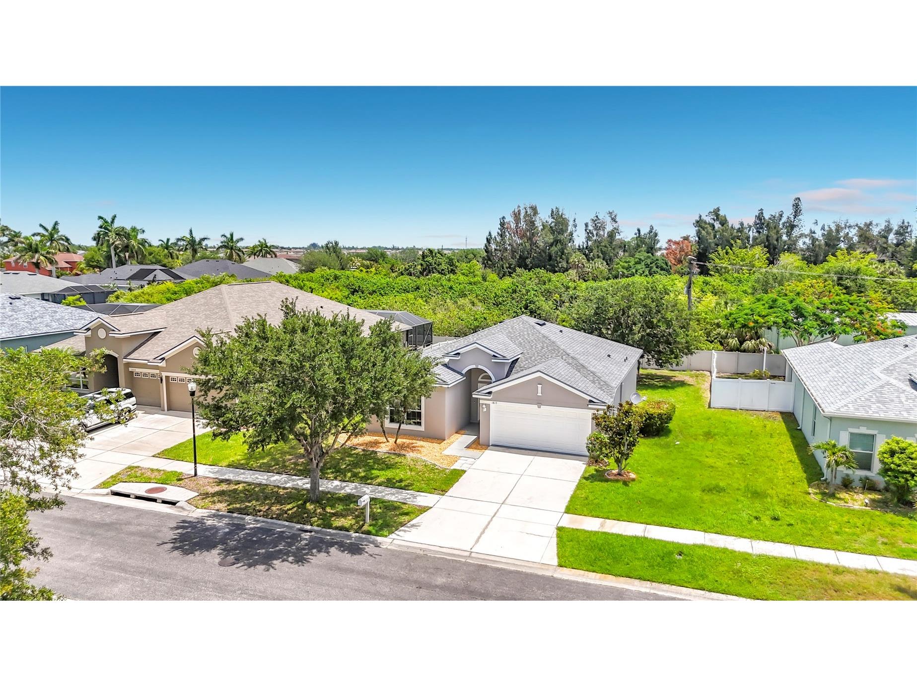 1810 Bonita Bluff Court Ruskin FL 33570 TB8512890 image3