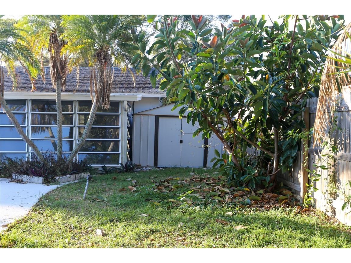 1810 Copper Kettle Lane Dunedin FL 34698 TB8452235 image21